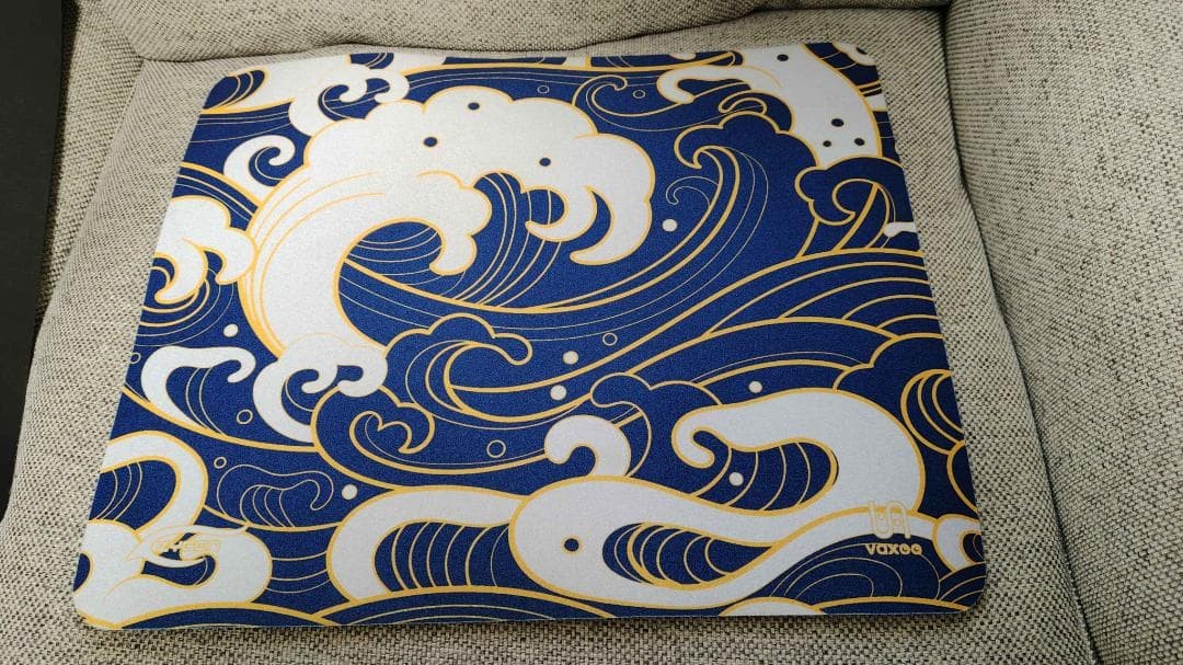 Vaxee Mouse Pad PA Zygen Wave Design Black Used
