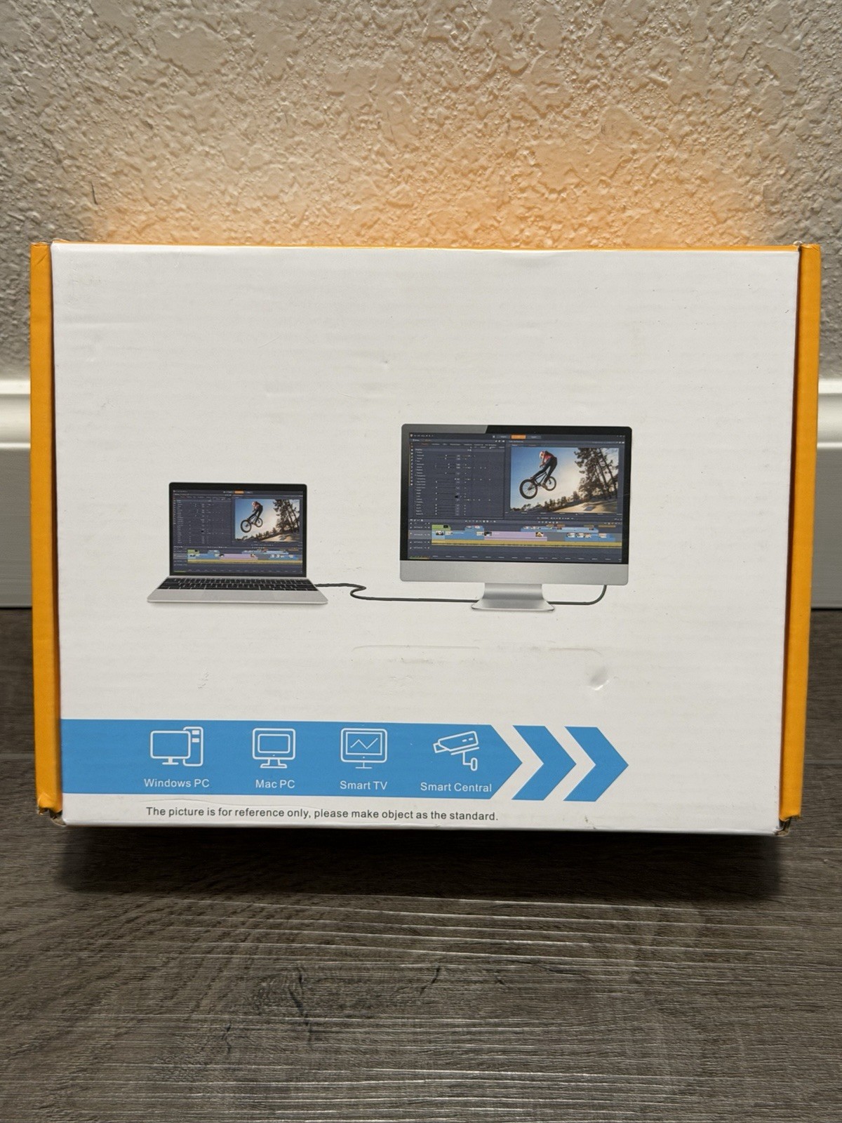 AooCoo Triple Display 3 Monitor KVM Switch 8K @ 60Hz HDMI Display Port 