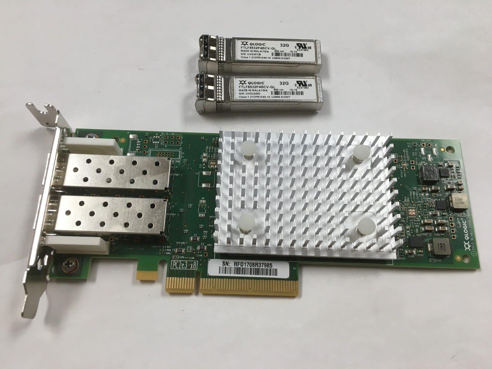 Dell / QLogic QLE2742L- Del  2-Port  32Gb  SFP  Hot Bus  Adapter (Low Profile)