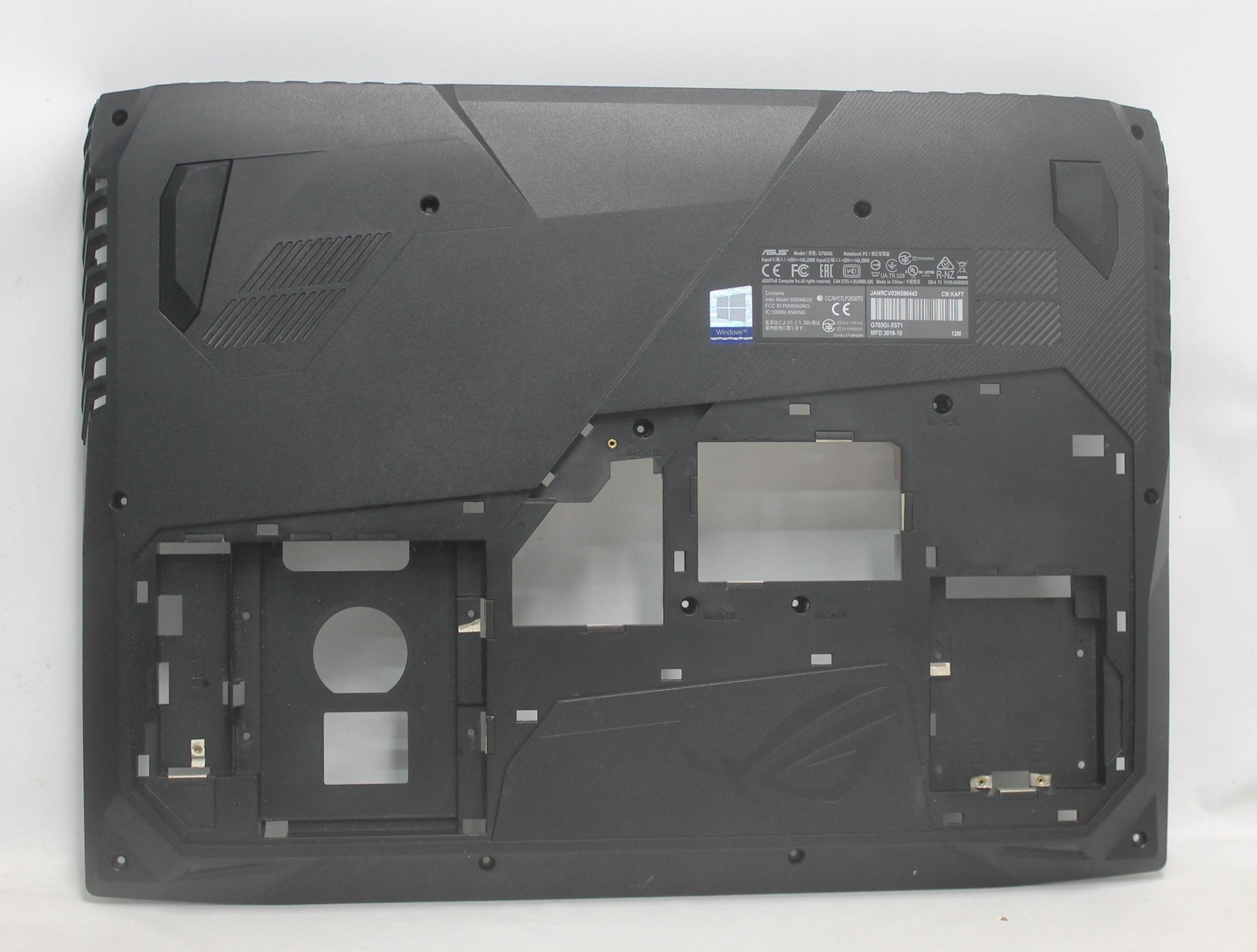 90NR0HJ1-R7D000 Asus Bottom Base Cover Asm G703Gi-1A Rog G703Gi-Xs71 "GRADE A"