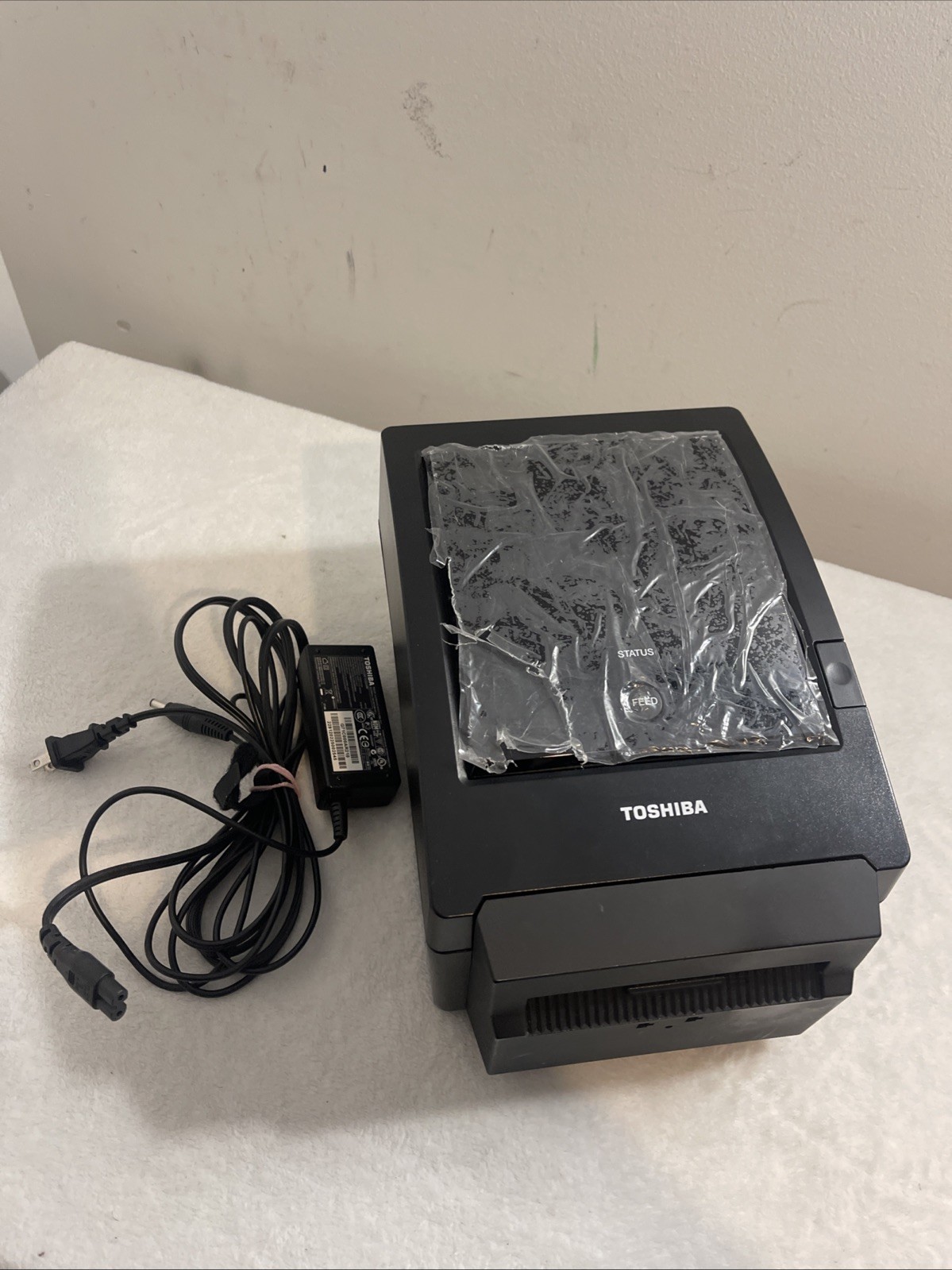 Toshiba B-EV4D-GS24-QM-CUS-R  Black Barcode Label Printer DC 24V *with Cord