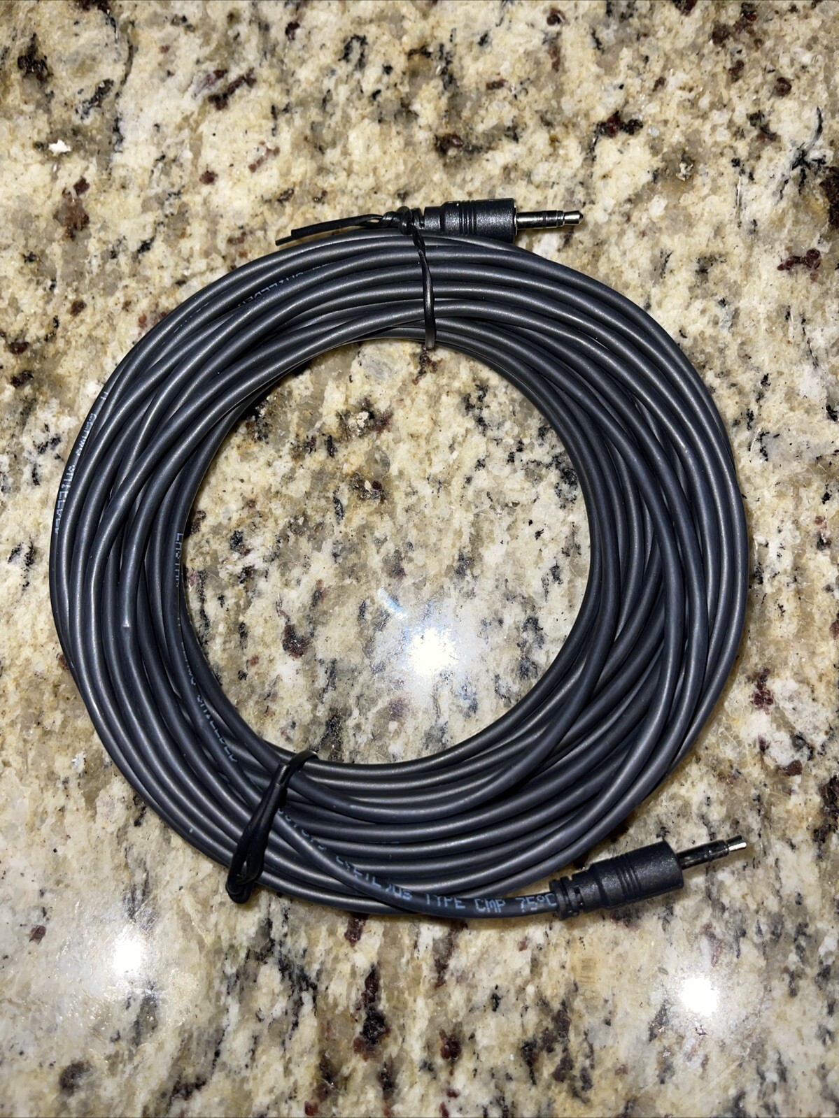 Lot of 25 40517 3.5mm Stereo Audio Cable Low Profile Connectors M/M Plenum CMP-R
