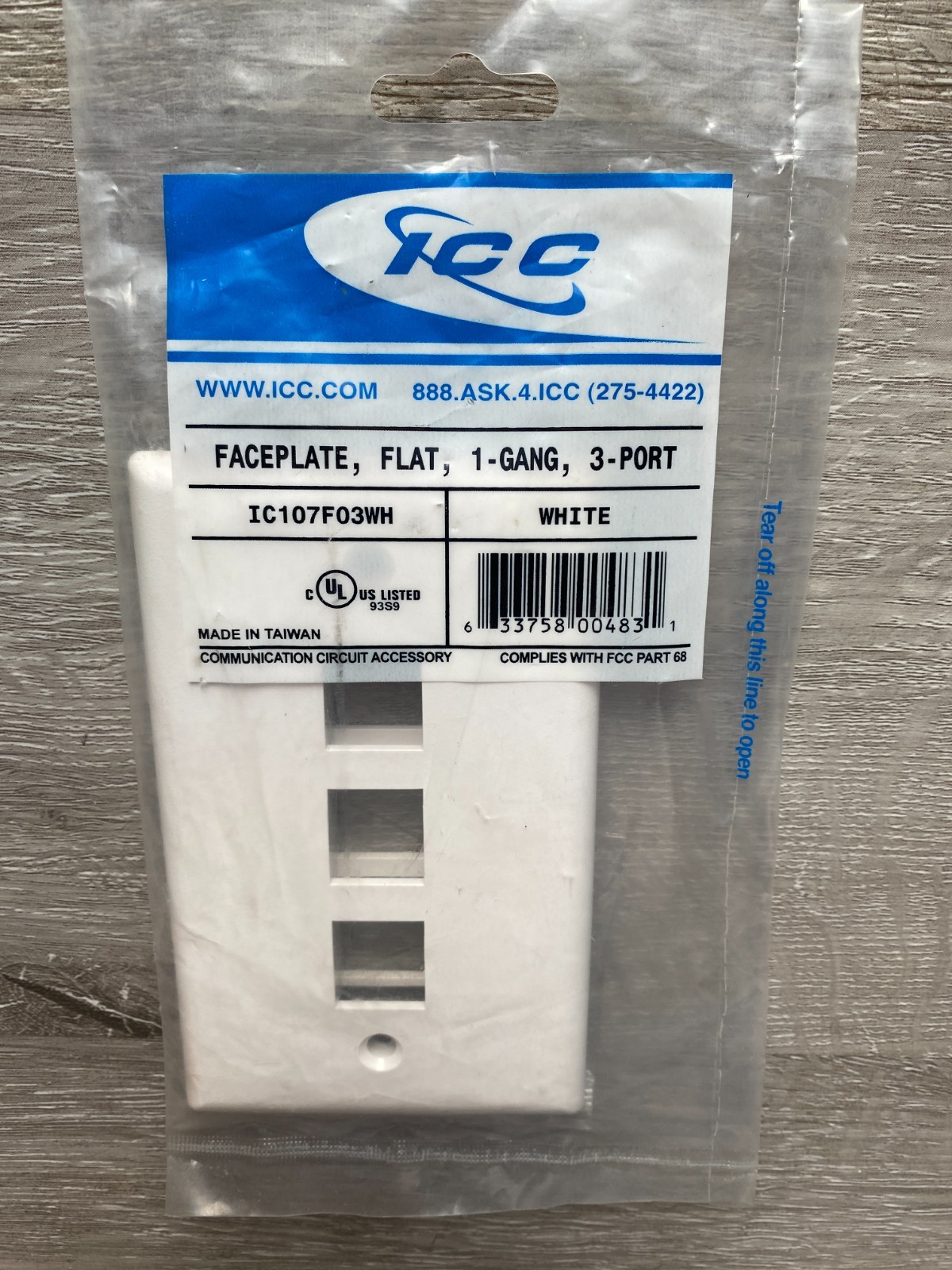 ICC IC107F03WH FACEPLATE, FLAT, 1 GANG 3-PORT WHITE