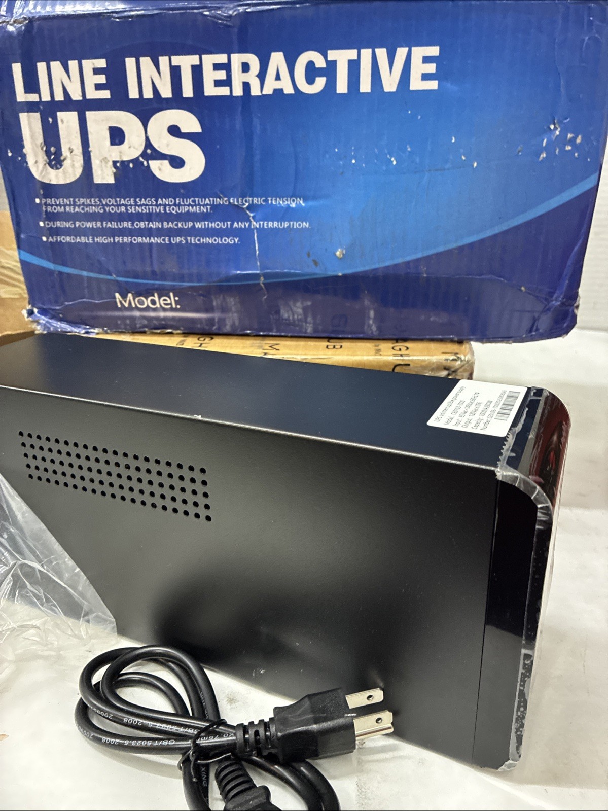 Line-Interactive UPS Model: CE0103-1000