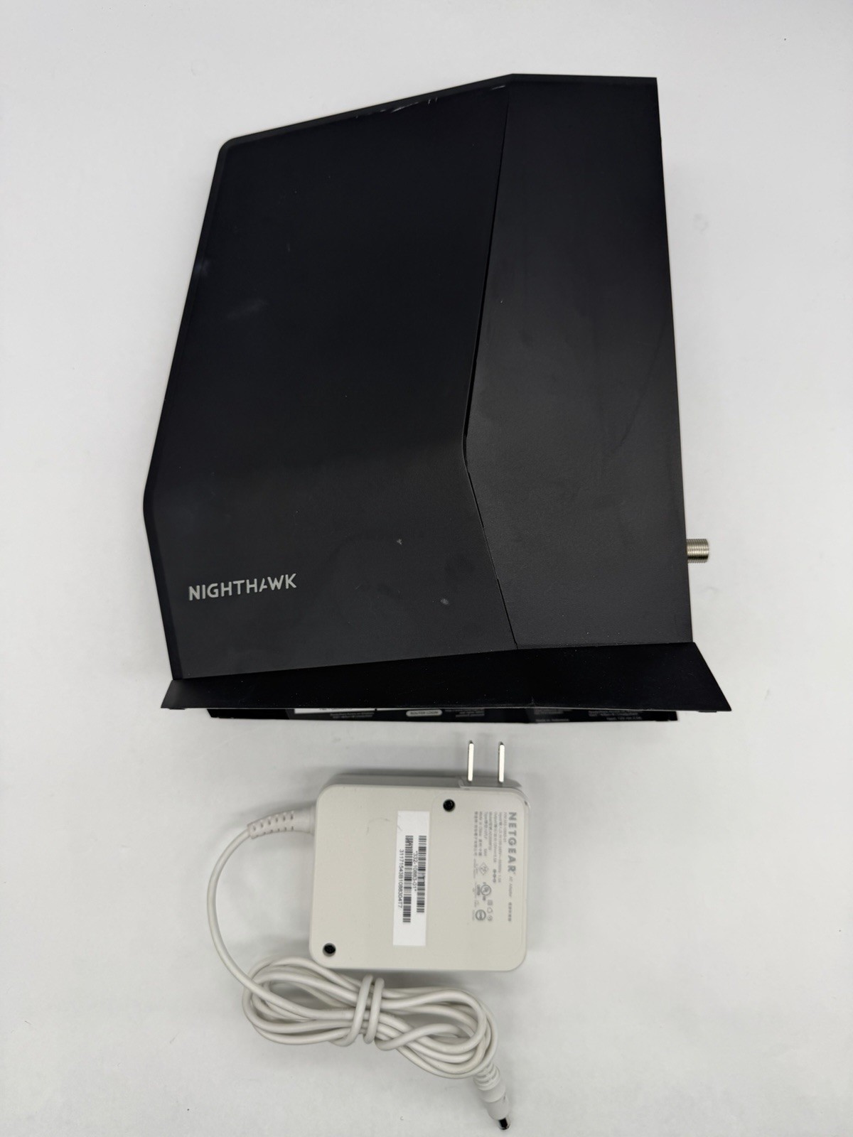 NETGEAR Nighthawk CAX30 AX2700 Wifi Modem Router Cable Gateway DOCSIS 3.1