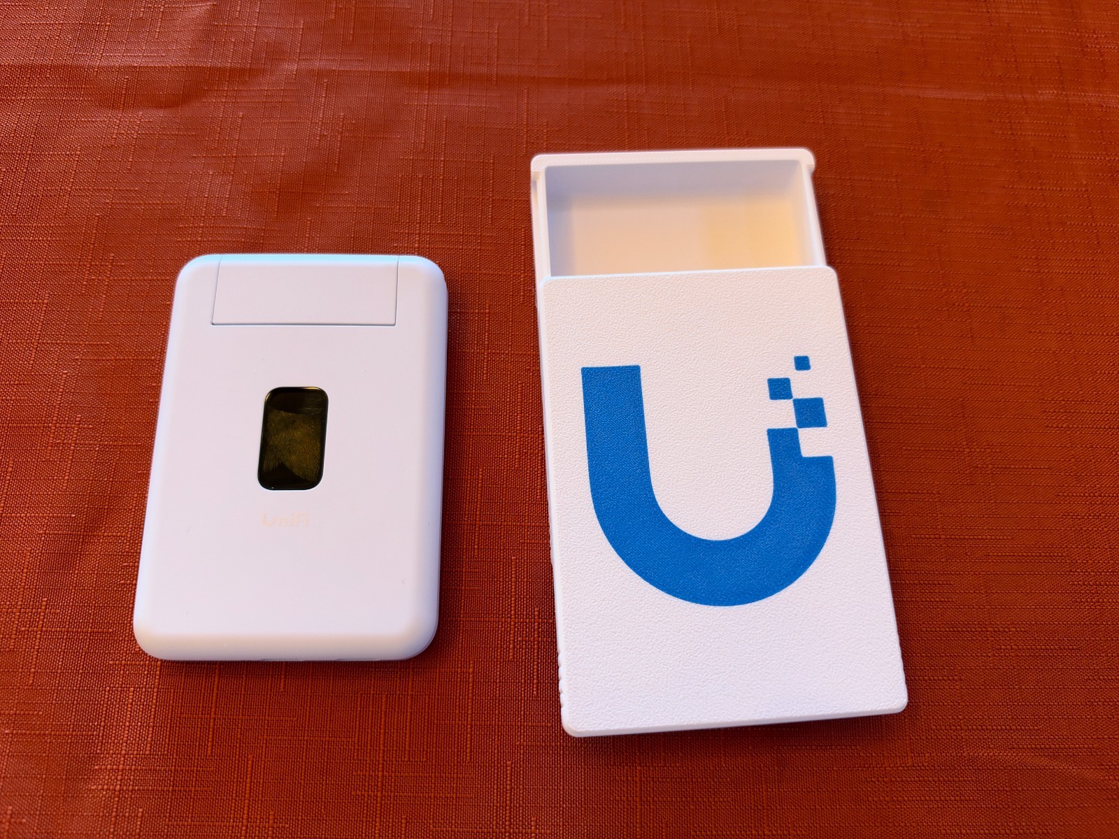 Ubiquiti UniFi Travel Router w/3D printed case. 
