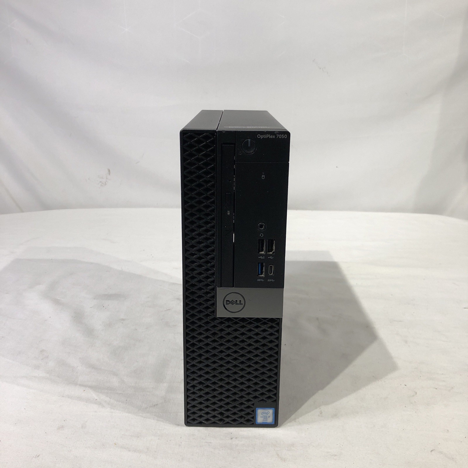 Dell Optiplex 7050 Intel core I7-6700 3.4 GHz 8 GB ram 2 TB HDD/Win 10