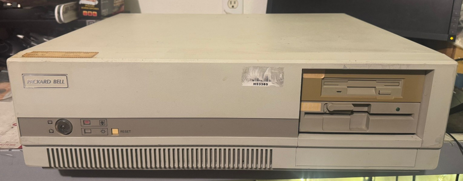 Packard Bell PB386 Supreme Intel 80386DX Vintage 386 PC