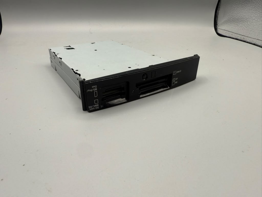 Dell XPS 420 TEAC CA-200 USB Flash Media Card Reader Desktop Black Face Plate 