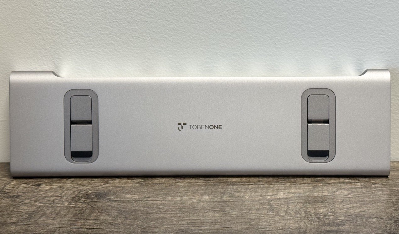 TobenONE USB-C Docking Station Triple/Dual 4K Monitor UDS041W Laptop Dock Stand