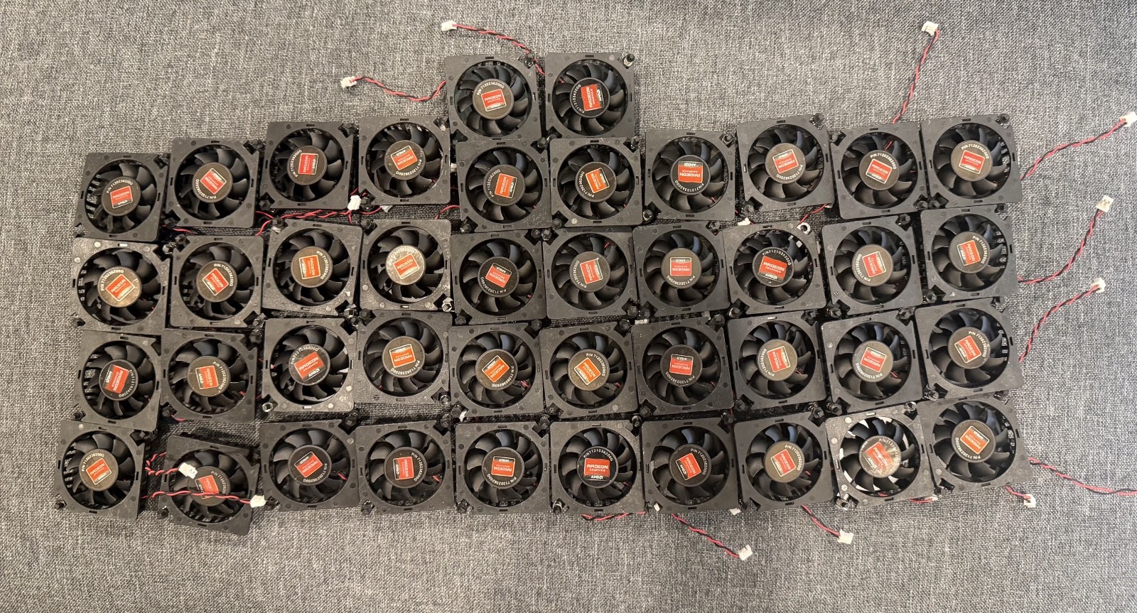 Lot of 42 AMD Radeon PCE Card GPU Heatsink Fans