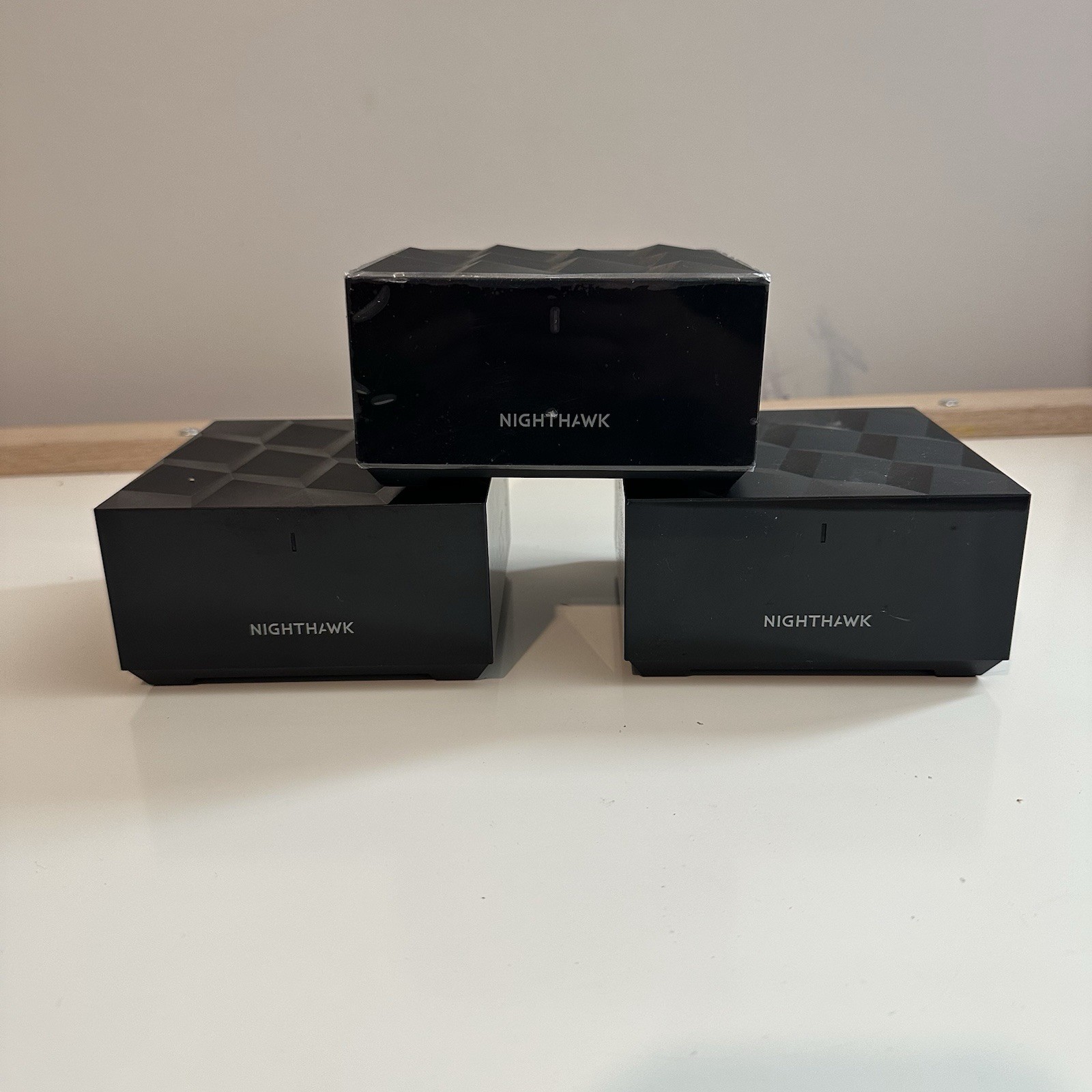NETGEAR Nighthawk MK73 WiFi 6 Mesh System MR70 Router 2 MS70 Satellites