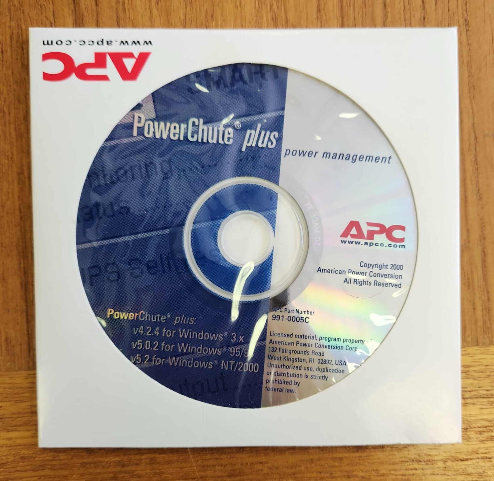 APC American Power Conversion Power Chute Plus Disc - Unopened