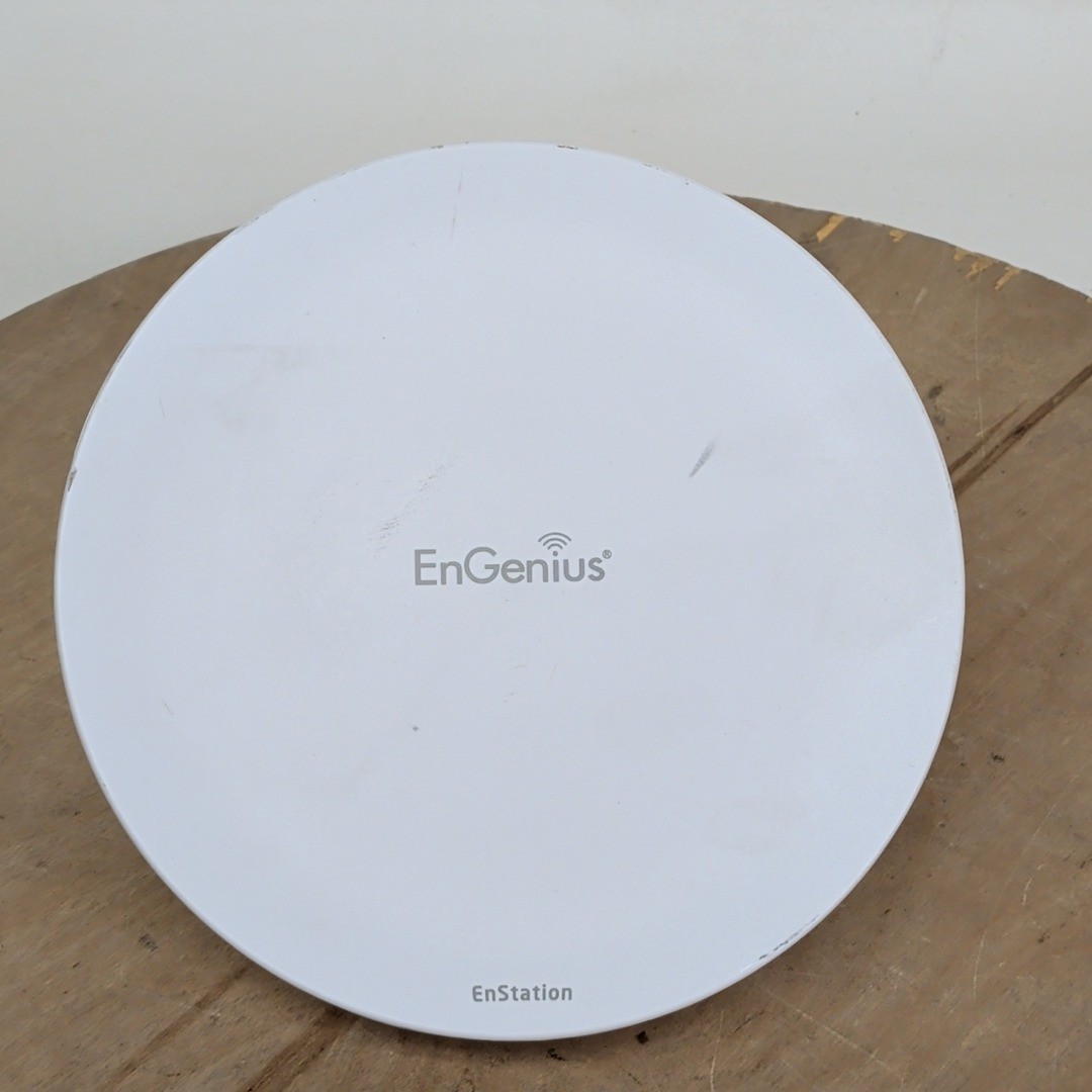EnGenius EnStationAC v2 5GHz Outdoor Wireless Bridge AC867 - Unit Only