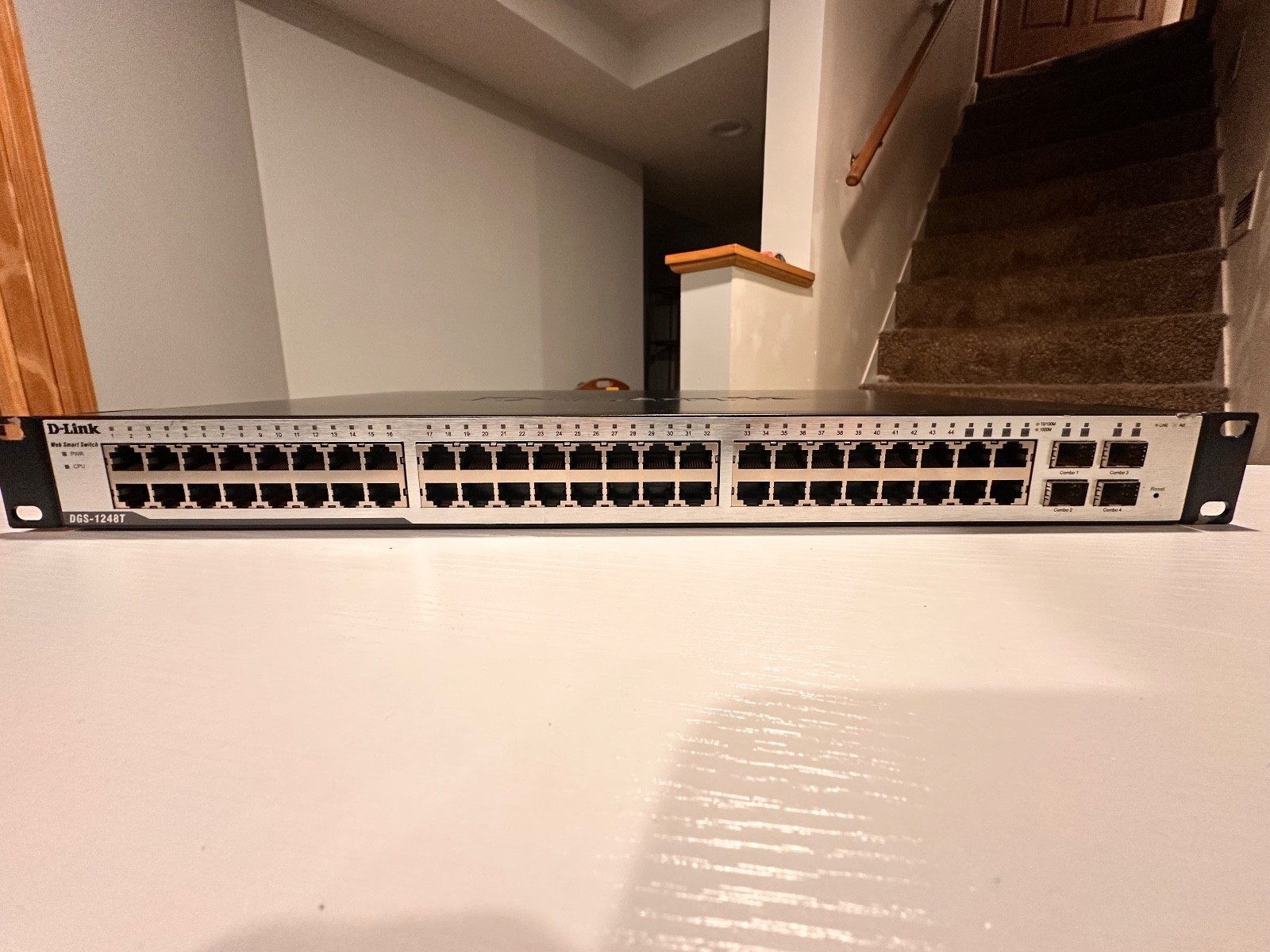 D-Link DGS-1248T 48 Port Web Smart Switch Small Business - Refurbished New Fans