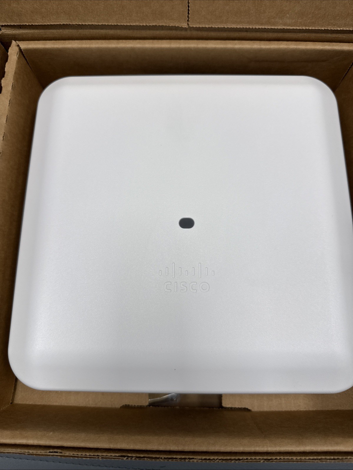 Cisco Aironet 2802I Wireless Access Point – AIR-AP2802I-B-K9 – AS IS