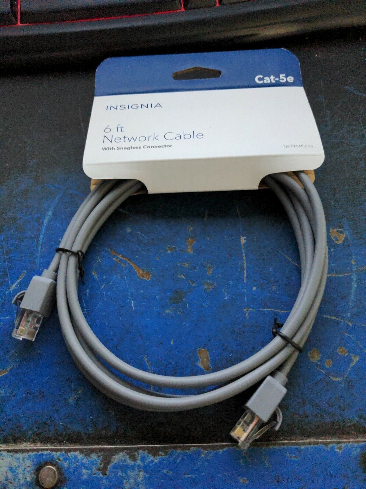 Cat-5e Network Cable 6 ft 1000 mbps Insignia brand New in package