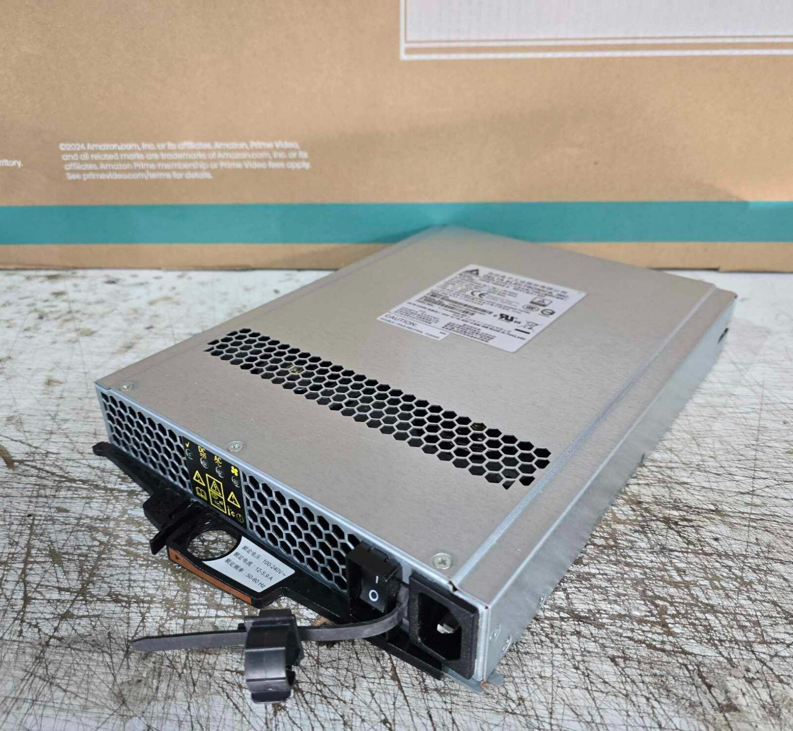 NetApp X519A-R6 DS2246 Array 750W Power Supply Delta TDPS-750AB 114-00065 B0