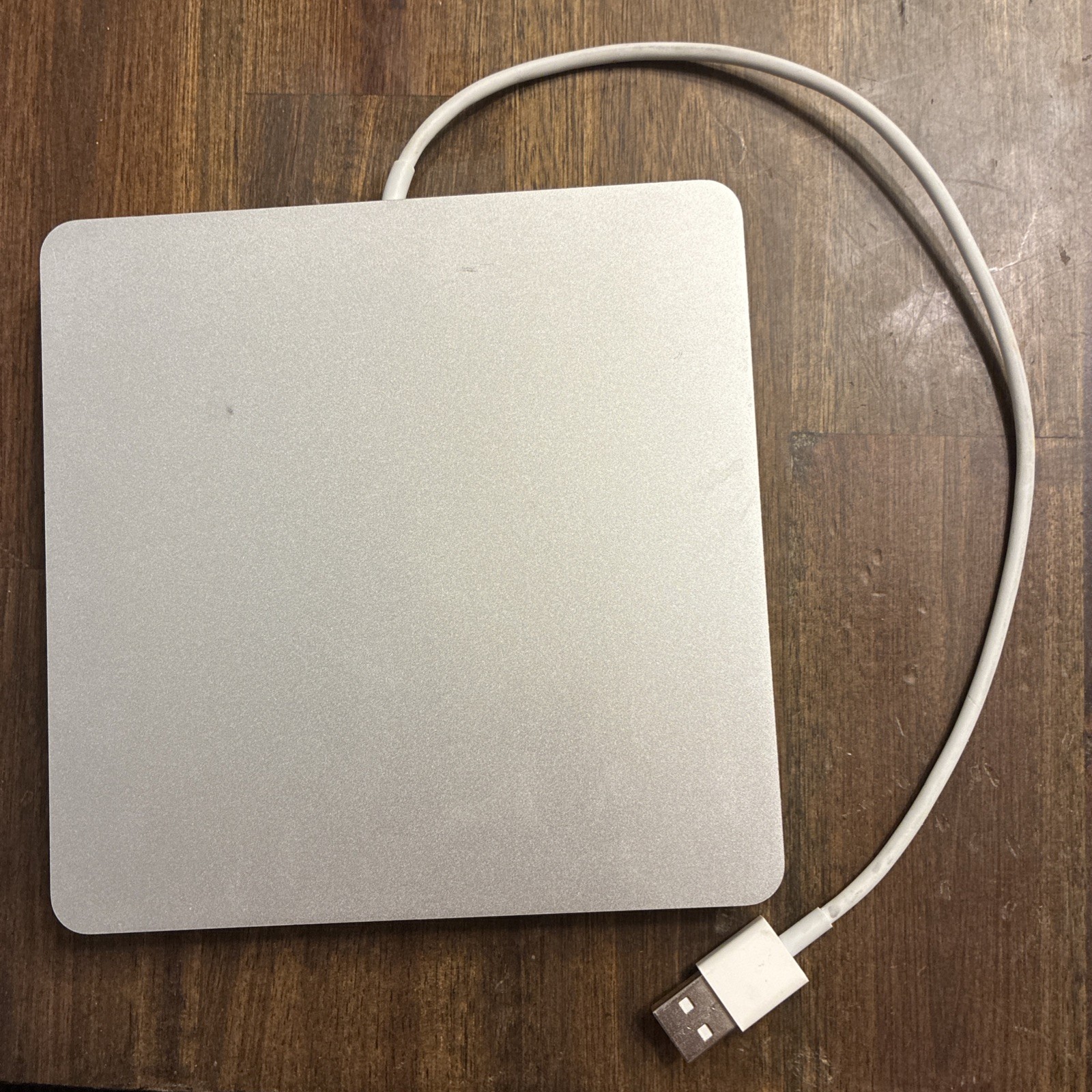 Apple USB Superdrive External Drive CD DVD Model A1379 Silver Genuine E02
