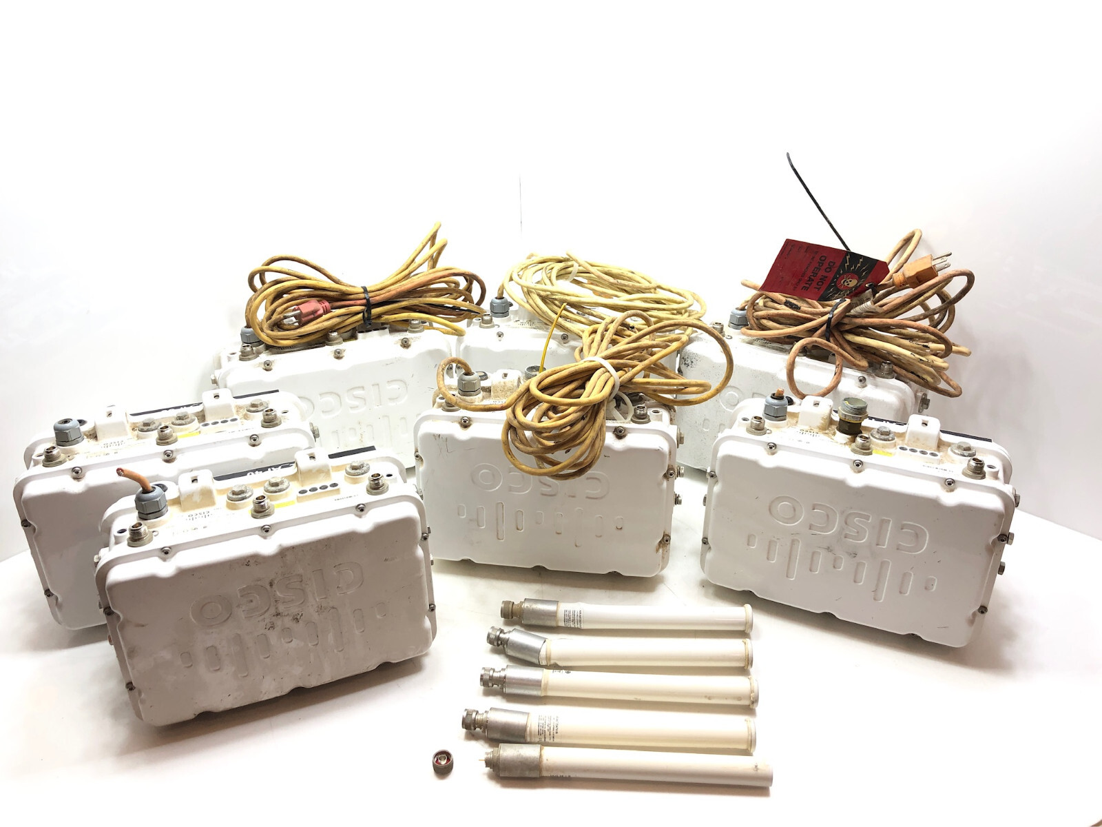 Lot 7x Cisco AIR-CAP1552H-B-K9 Access Points 5x AIR-ANT2547V-N Antenna FOR PARTS
