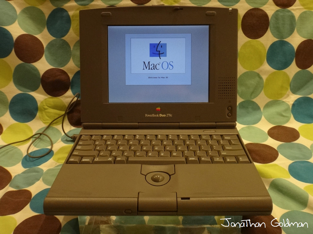 Apple Macintosh PowerBook Duo 270c 68030 24MB RAM 320MB HD Mac OS 7.6.1 Vintage