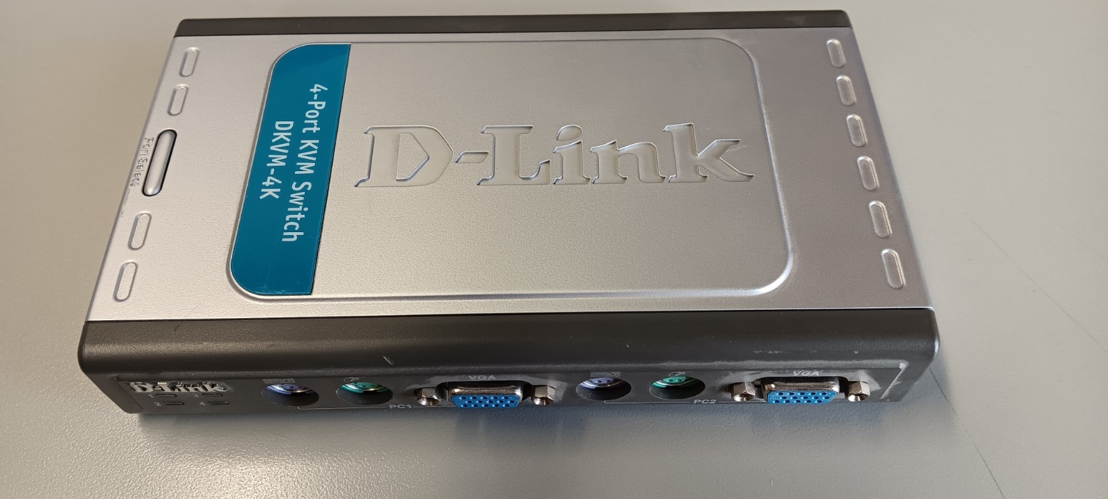 D-Link 4 port PS/2 kvm switch, Model DKVM-4K