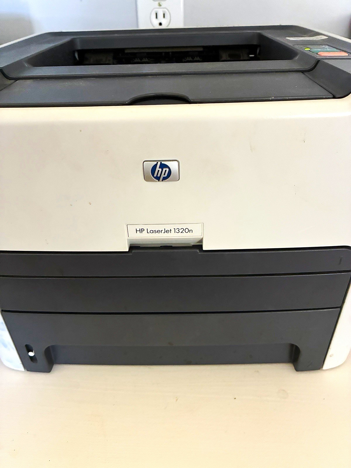 HP LaserJet 1320n B&W Laser Printer 35k Pages - Tested & Working 79% Toner Left