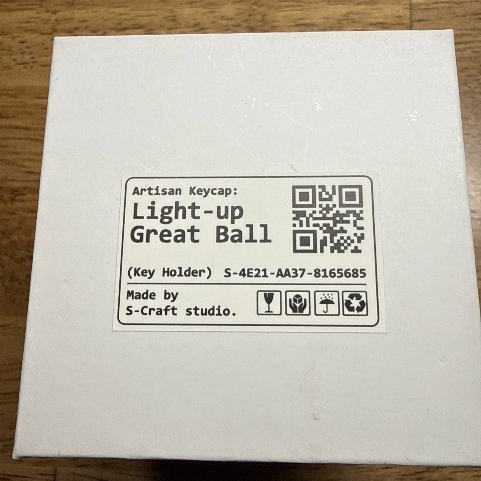 Sealed  S-Craft Pokemon LIGHT-UP GREAT BALL Keycap Holder