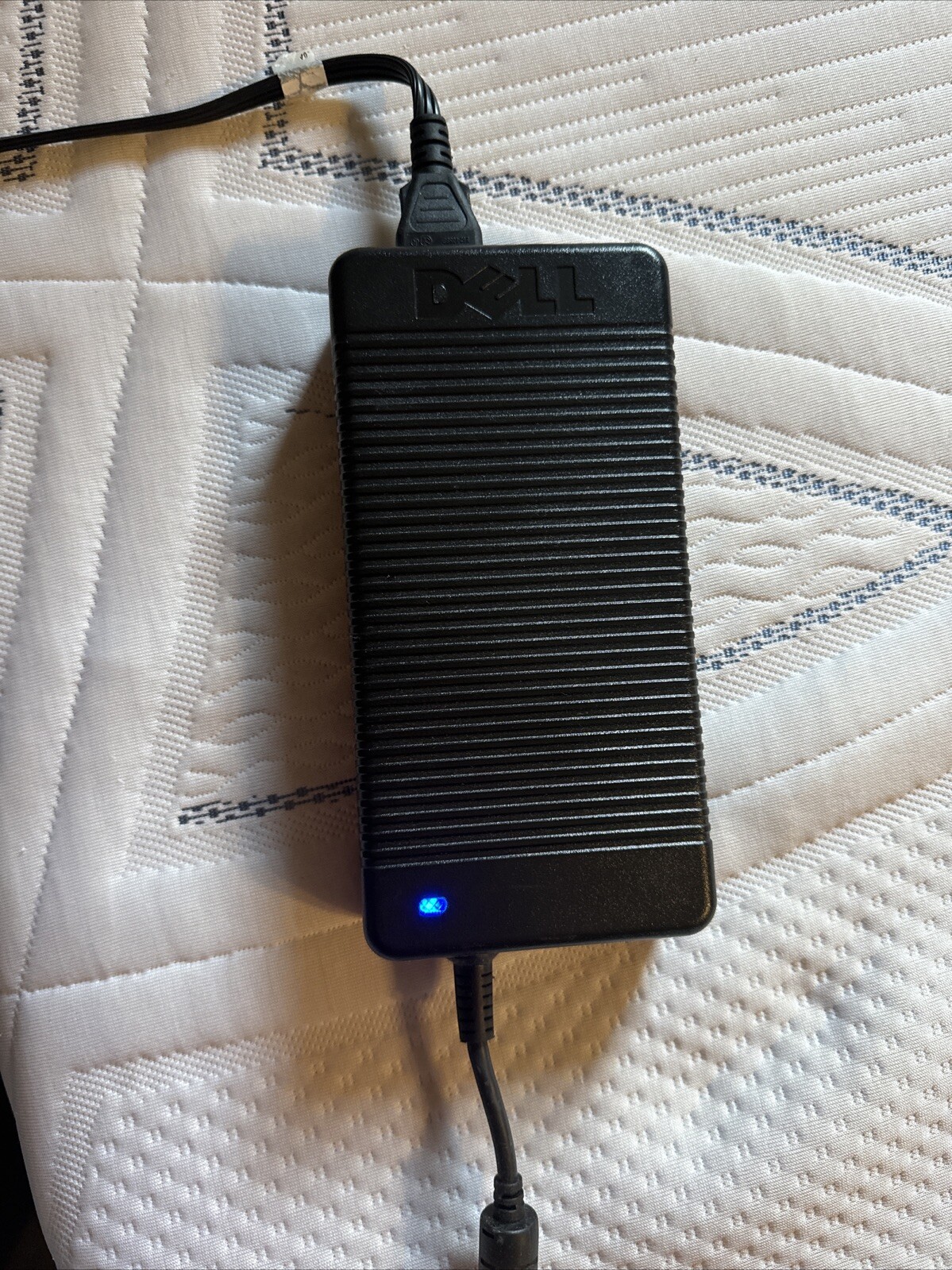 Dell AC Adapter Charger 210W Dell Precision  0D846D  3Q00730#3