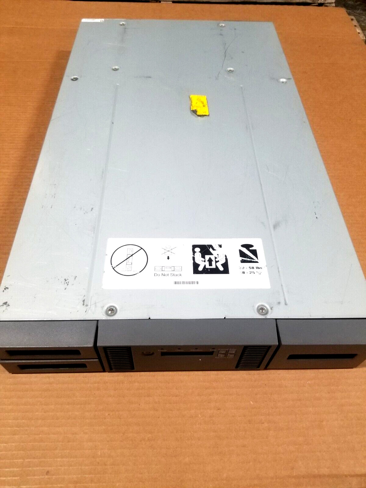 HP MSL2024 Tape Library 407351-001 0-Drive