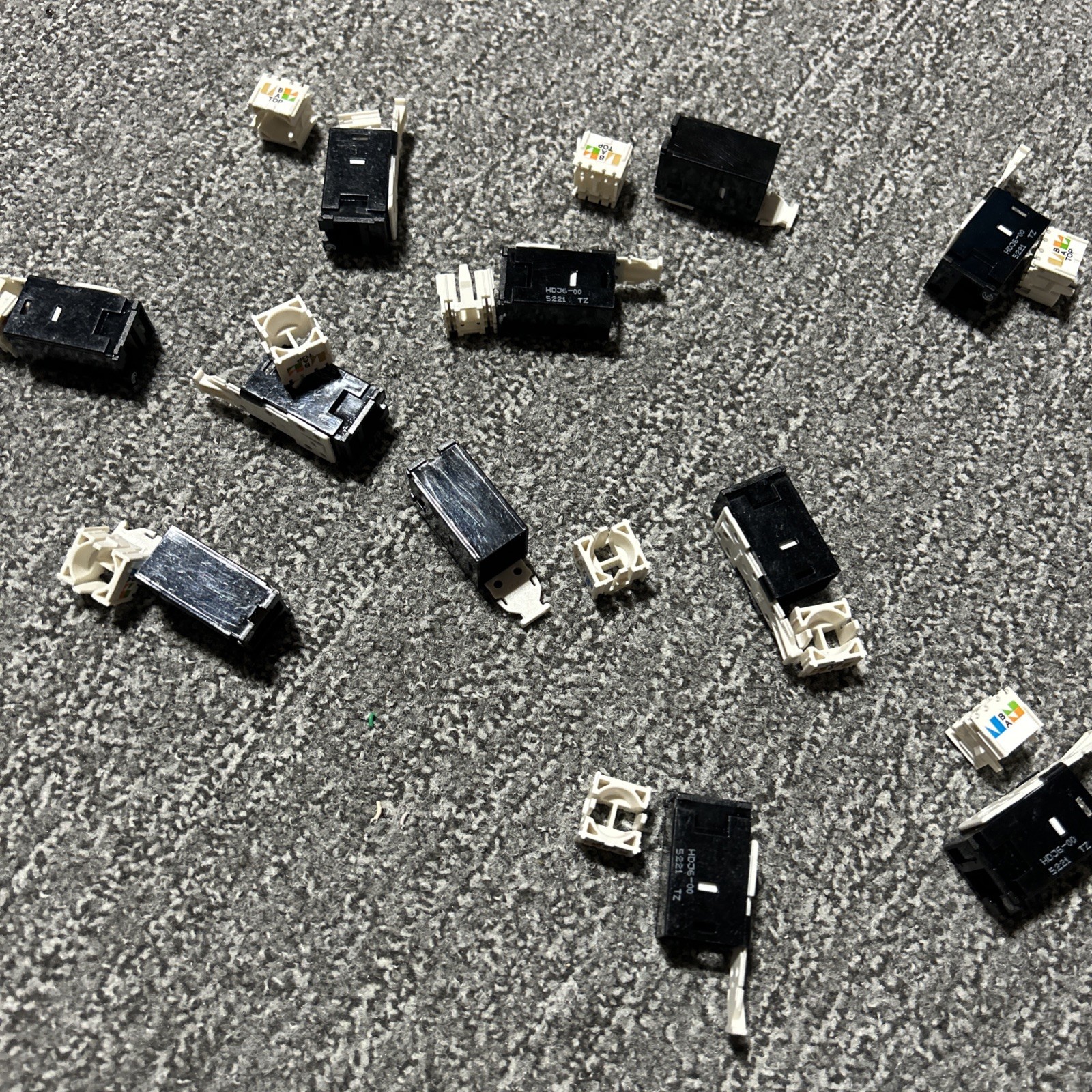 Legrand Part # HDJ6-00 HD JACK CAT6 CLARITY T568A/B BLACK LOT OF (11) 