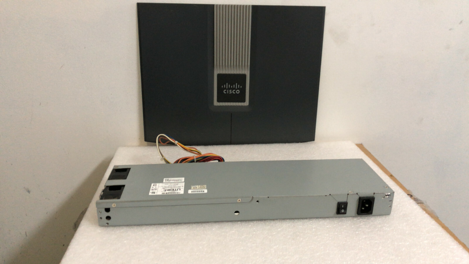 Cisco PWR-2801-AC-IP PoE Power Supply 2801 Series Router PWR-2801 341-0088-01