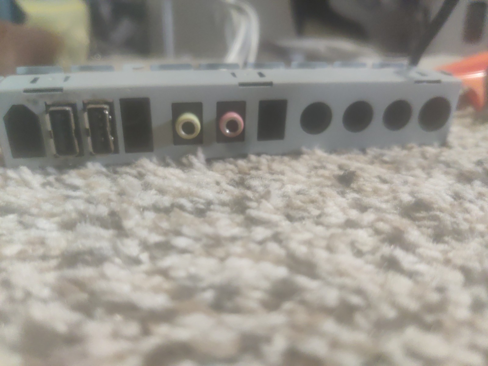HP Pocket Media Drive Bay or a similar component Parts