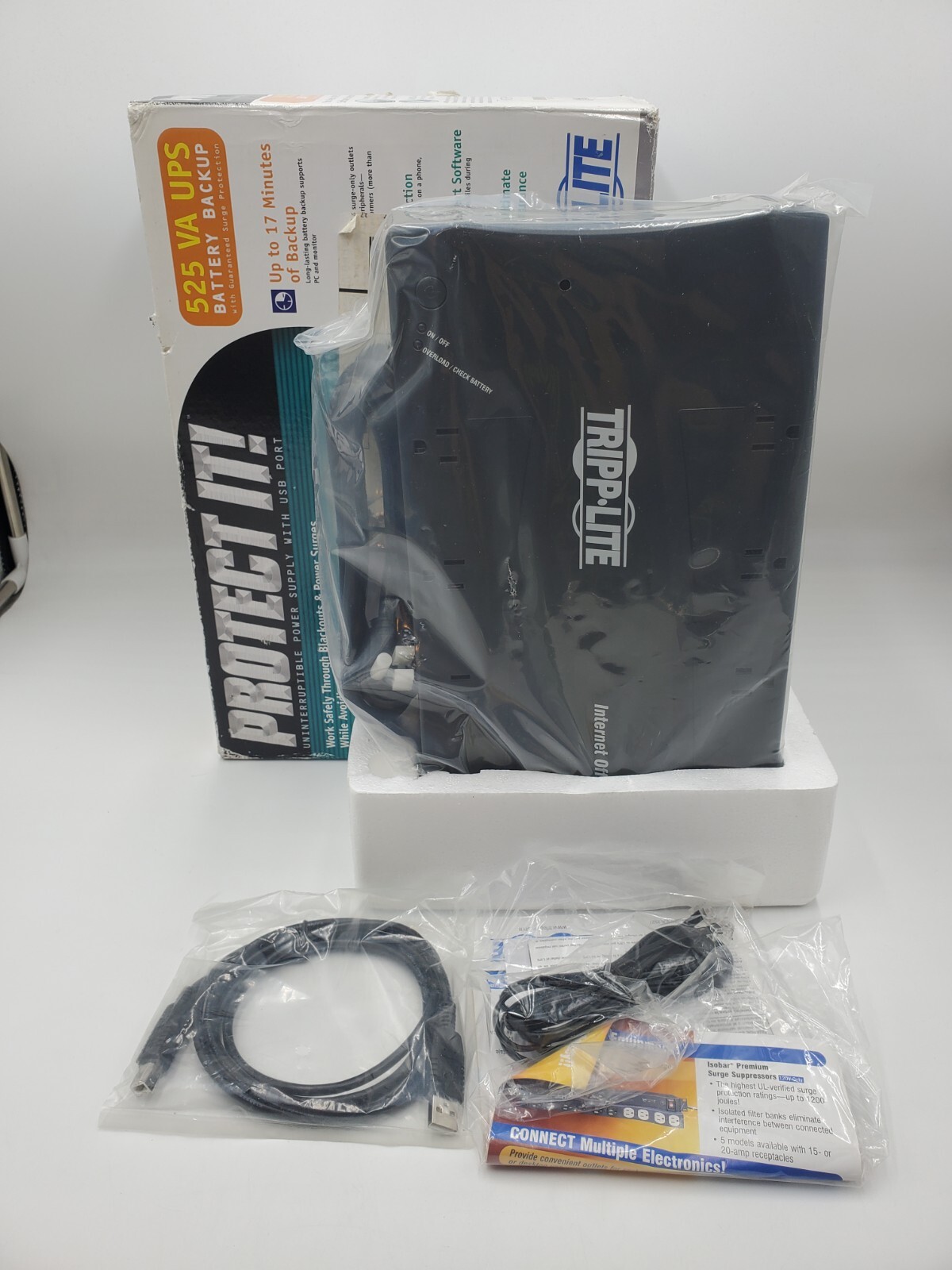 TRIPP LITE Internet Office 525 INTERNET525U 525 VA 300 watts - 6 Outlets Read De