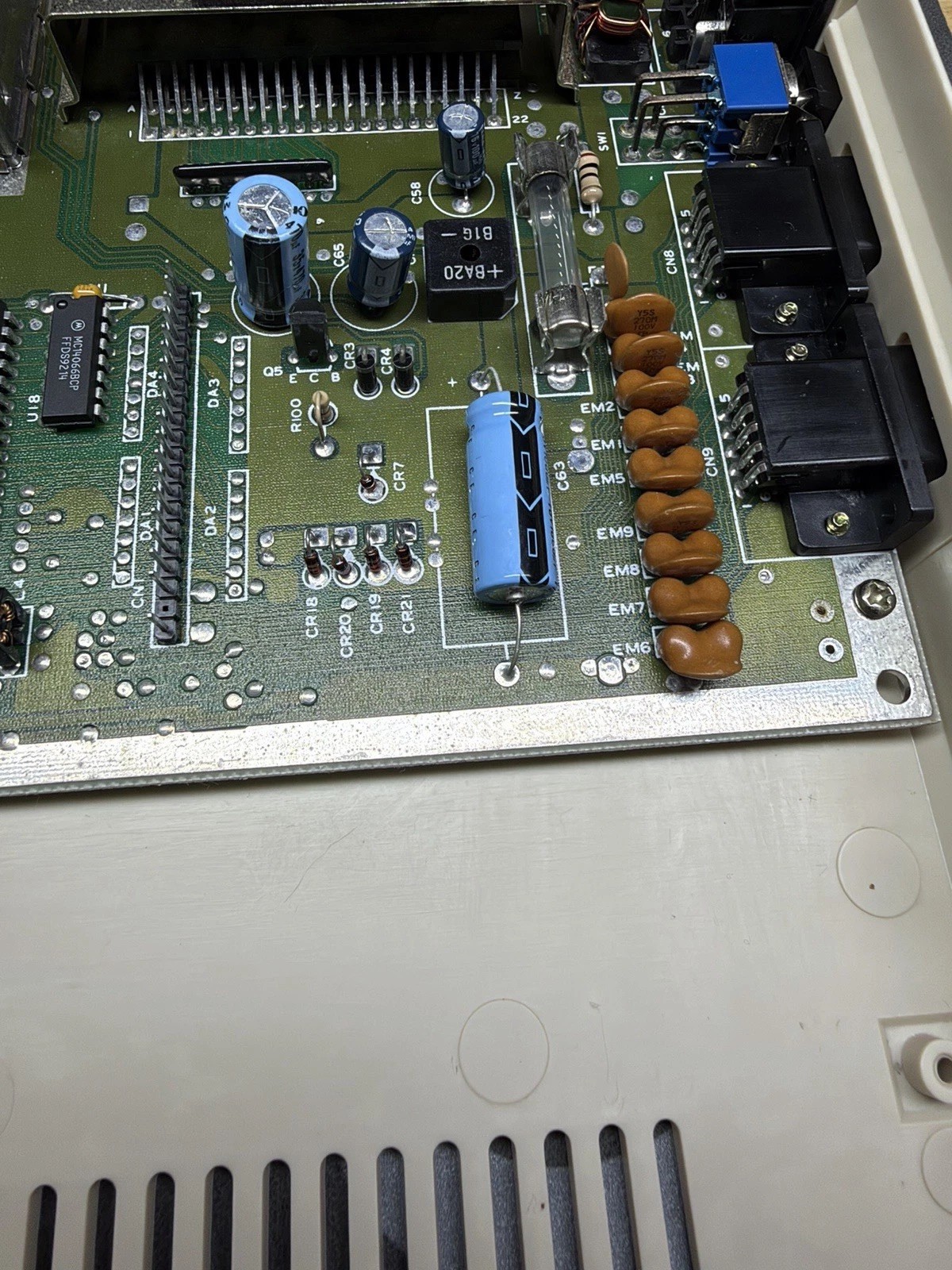 Commodore 64C (PAL)  , Ultra Clean, With Datassette , Power And 1 Cassette Súper