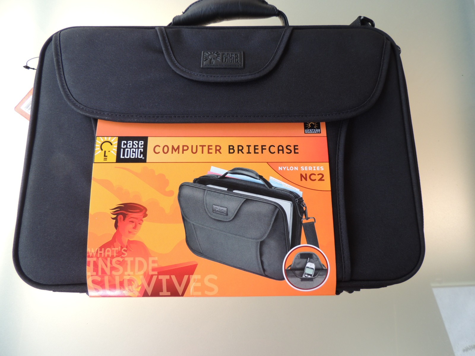 Case Logic NC2 Classic Notebook Computer Case