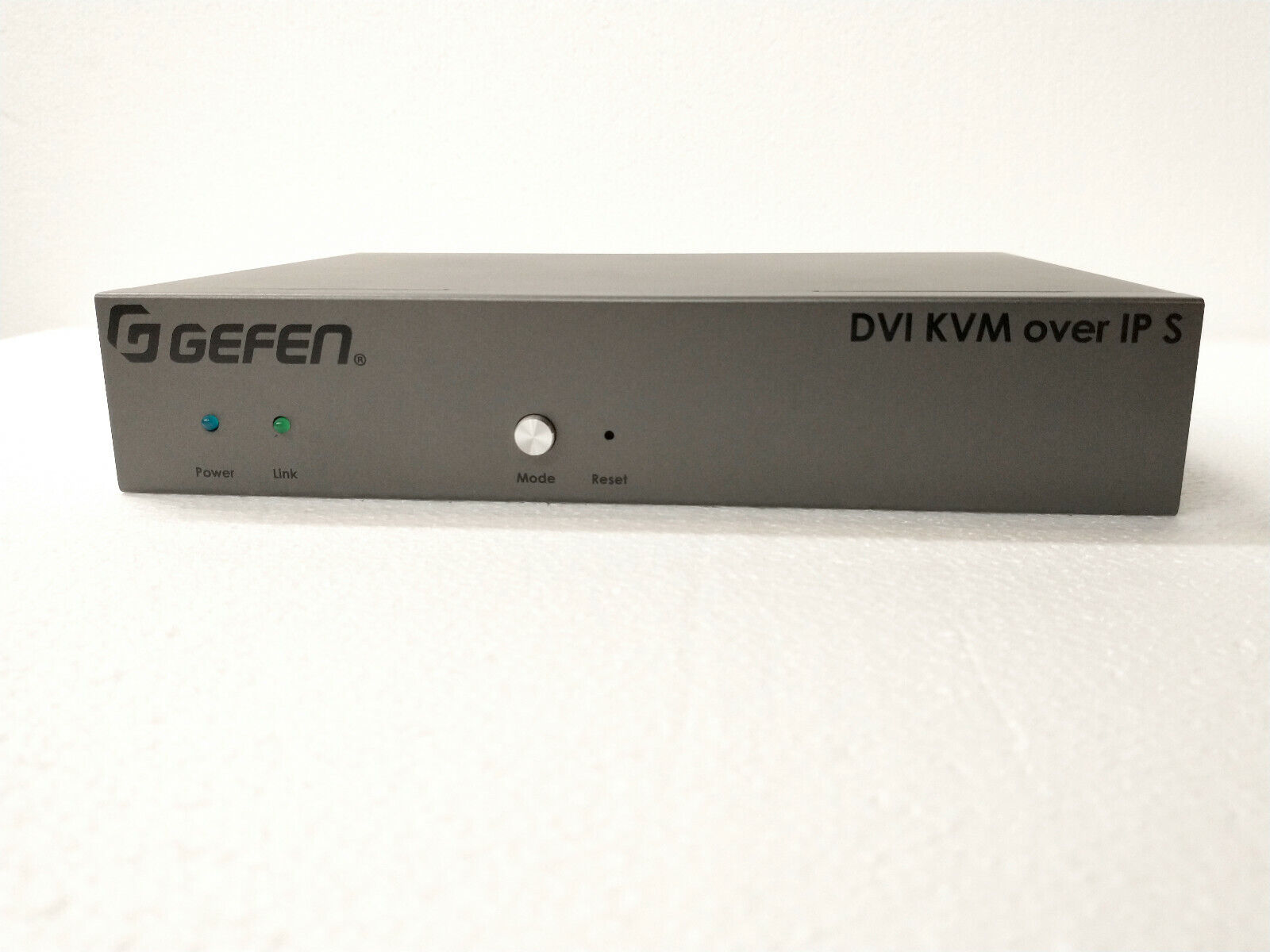 Gefen DVI KVM Over IP Sender EXT-DVIKVM-LANTX with power cord included