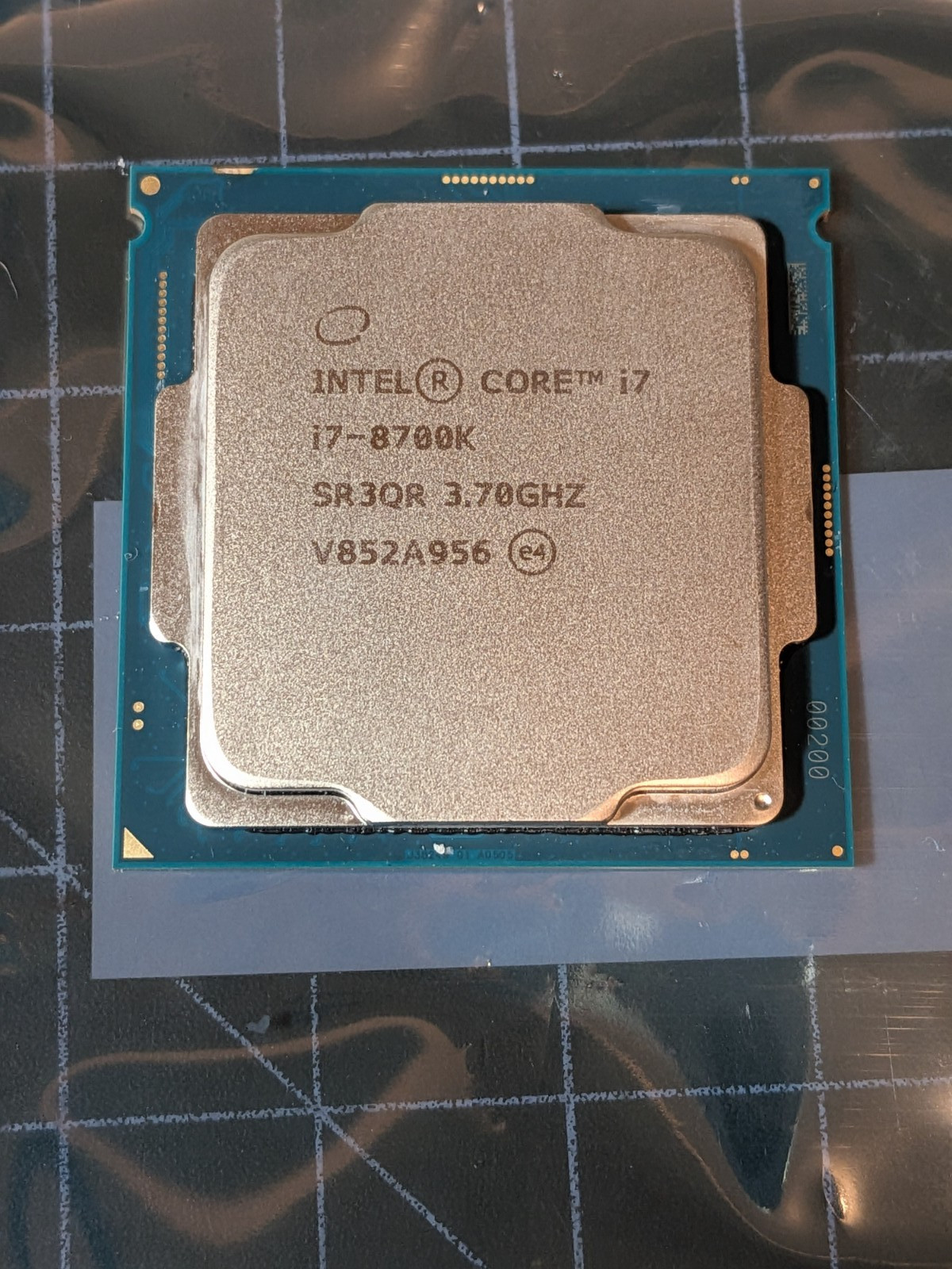 Intel Core i7-8700K 3.7GHz Six-Core LGA1151 Unlocked CPU Processor - SR3QR