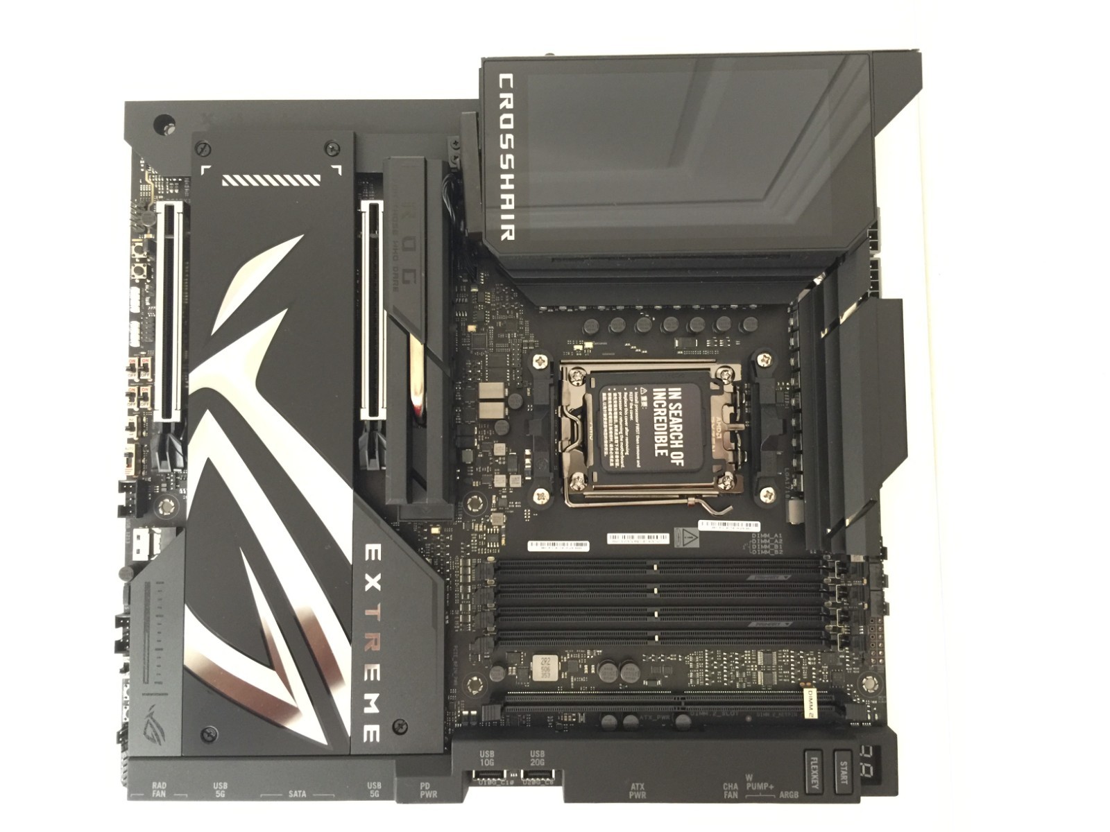 ASUS ROG CROSSHAIR X870E EXTREME AMD X870E AM5 E-ATX Gaming Motherboard
