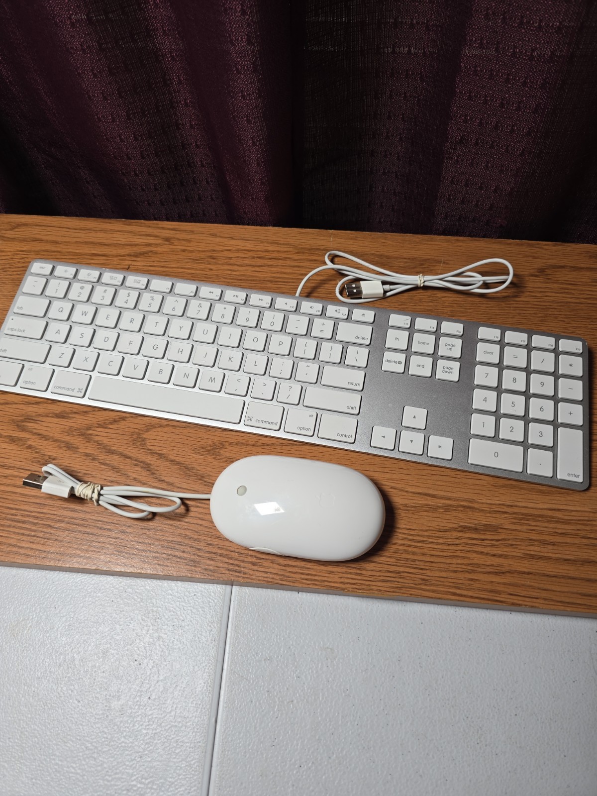 Apple A1243 Aluminum Wired Keyboard Full Size, Slim, Mac, With Mouse A1152