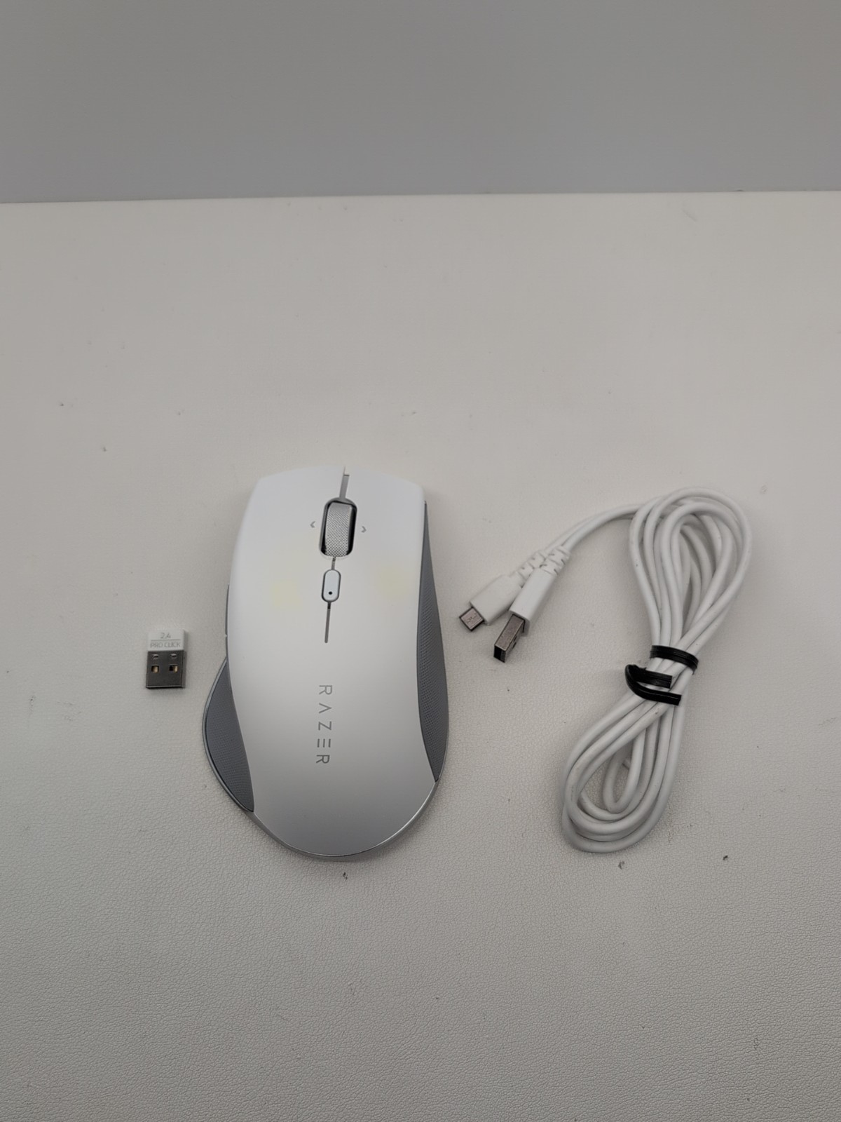 Razer Pro Click Mouse White RZ01-0299 Wireless Mouse - With Dongle Tested Z4#203