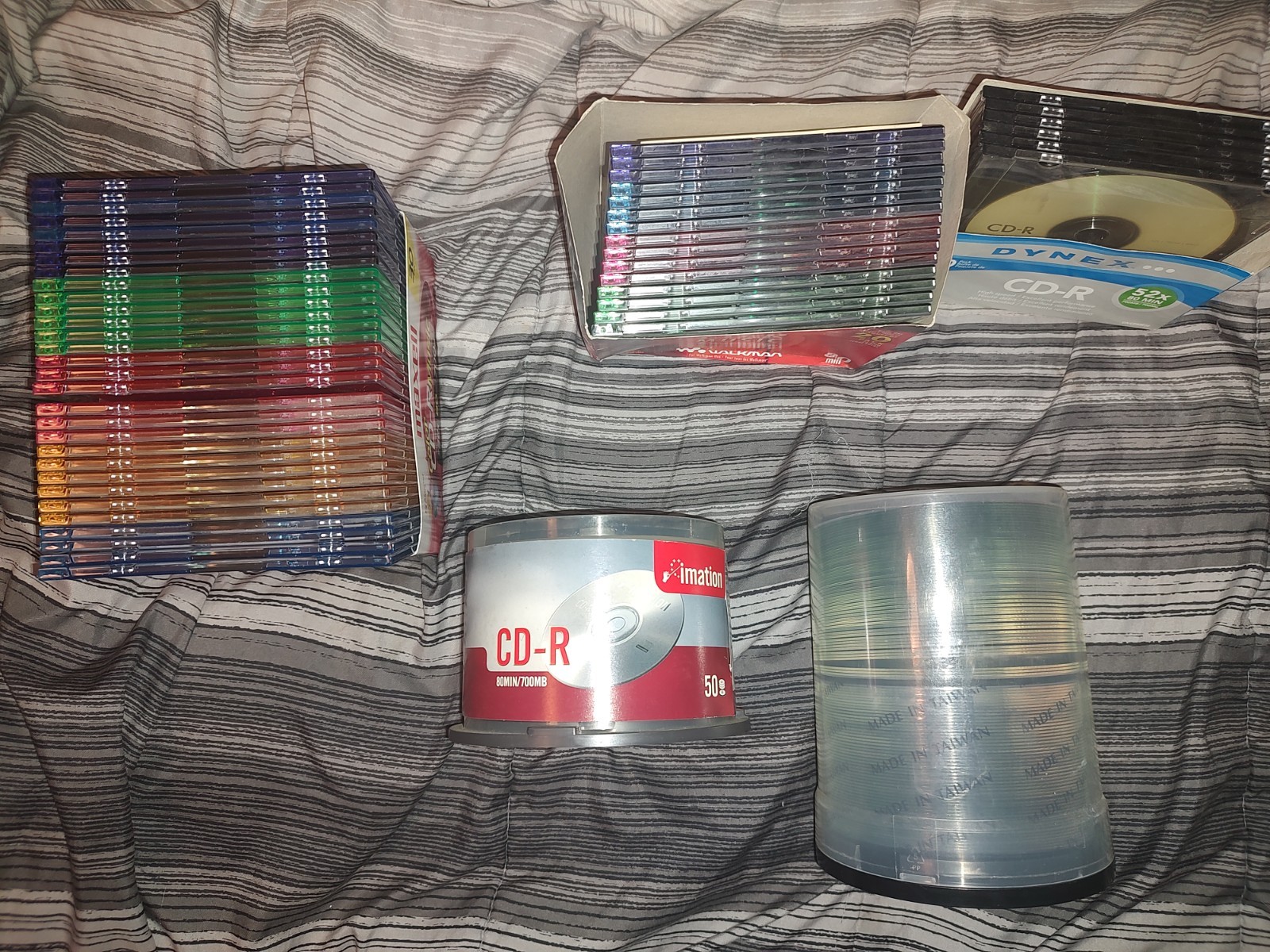 CD-R Lot Mixed Recordable Discs 51 In Individual Sleeves And 143 In Spindle.