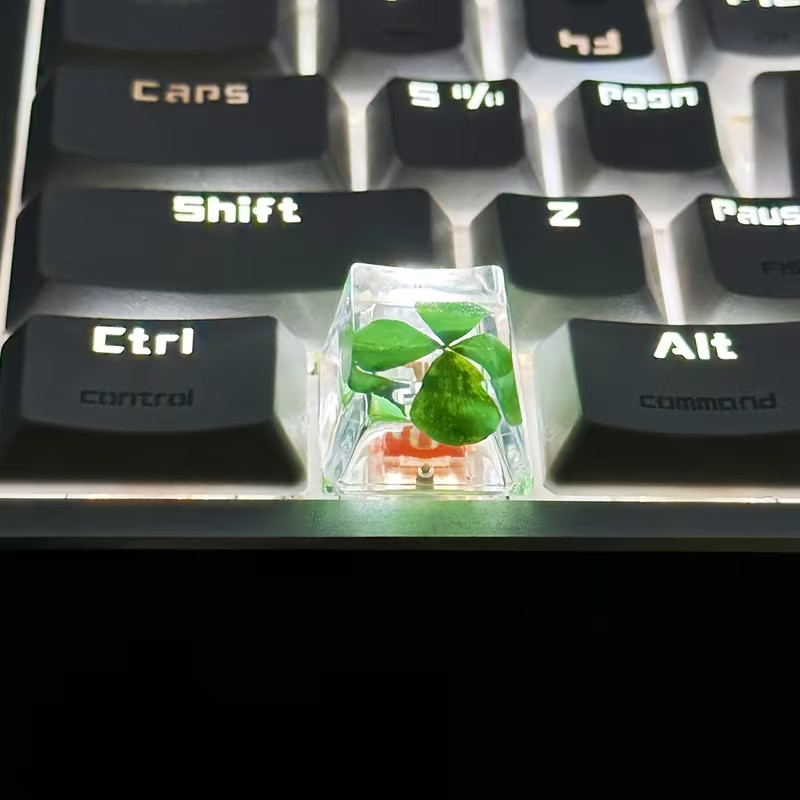Custom Four Leaf Clover Keycap for Mechanical Cherry MX Keyboard Switch Use