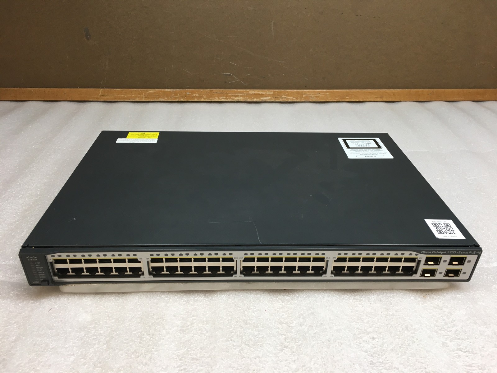 Cisco C3750X  Catalyst WS-C3750X-48PF-S  48-Ports 10/100/1000 PoE+ with 1100W AC