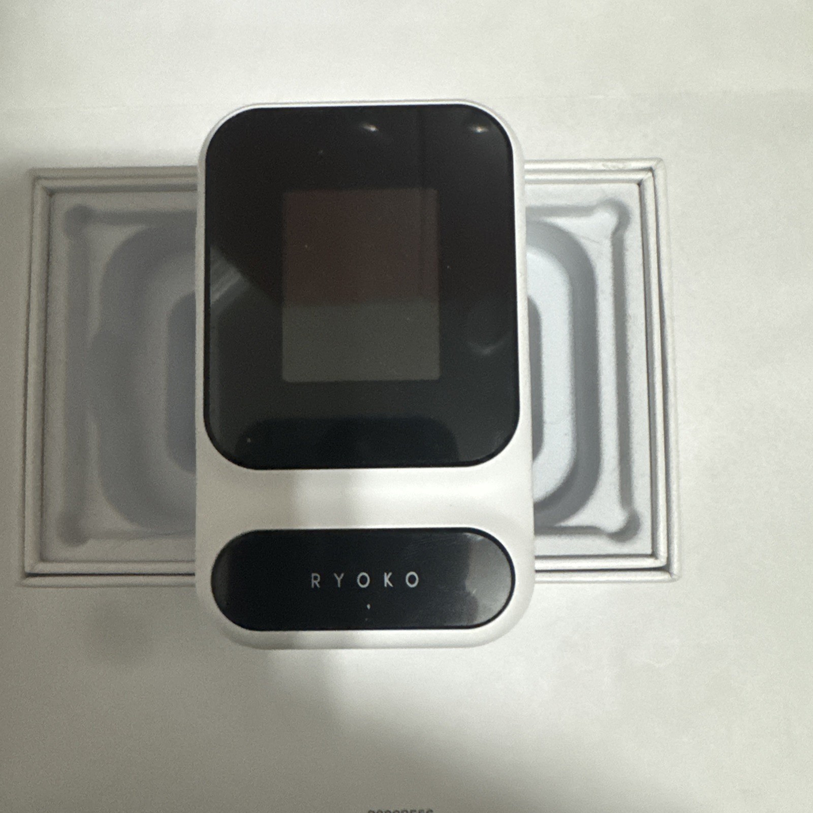 New Ryoko Pro High-Speed Portable 4G LTE Wi-Fi Router - New