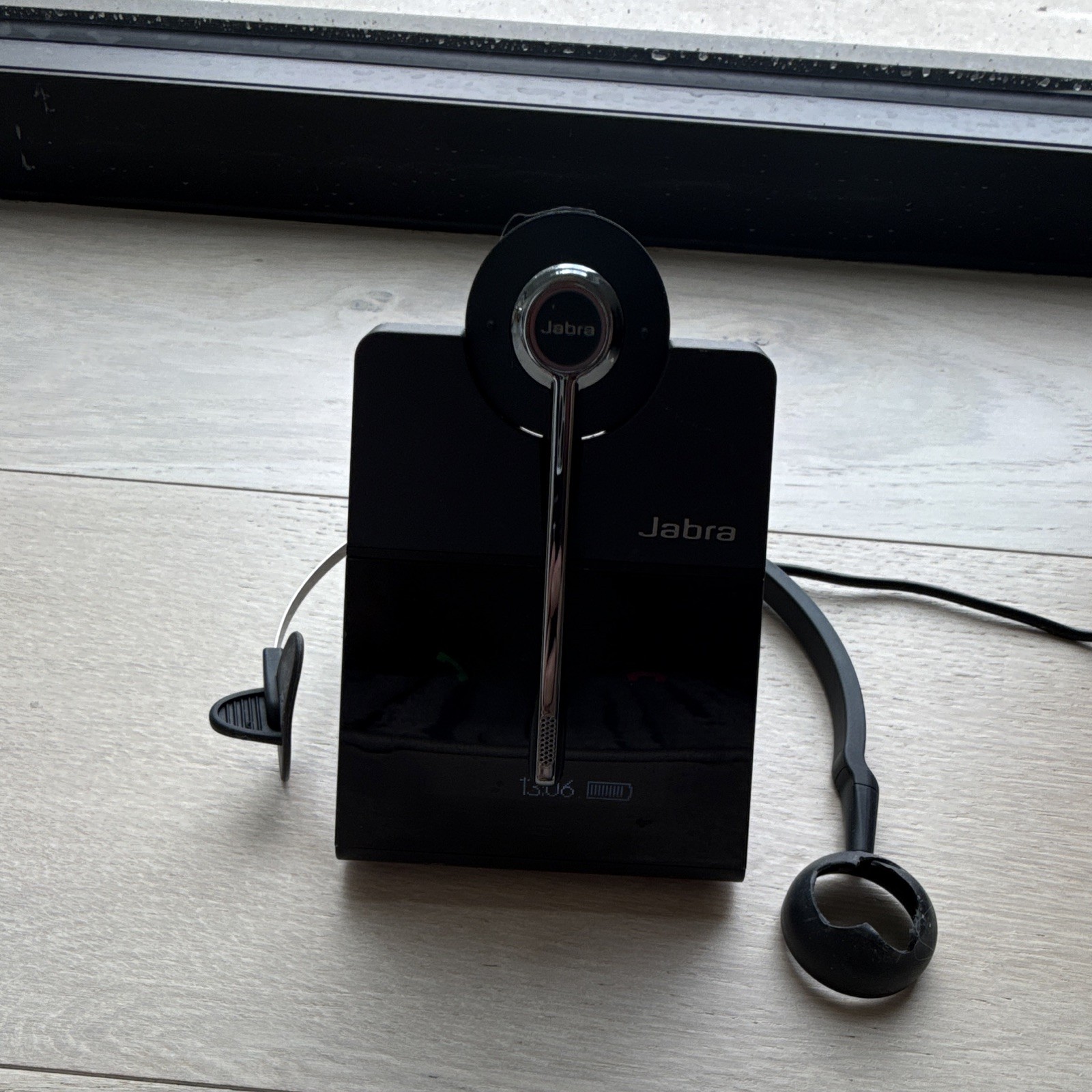 Jabra Engage 75 Wireless Single-Ear Headset w/ Base, Black USB RJ-45