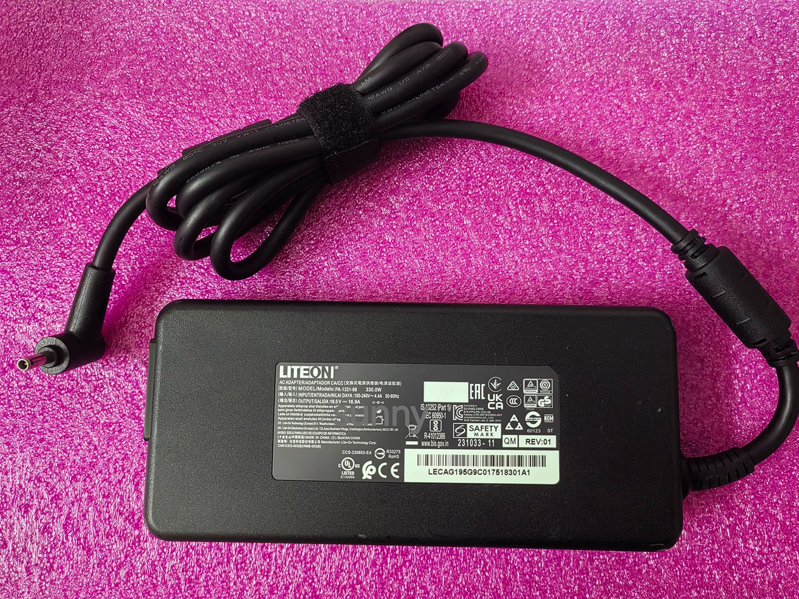 For Gigabyte AORUS MASTER 16 OLED AM6H PA-1331-68 19.5V 16.9A 4.5mm 330W Genuine