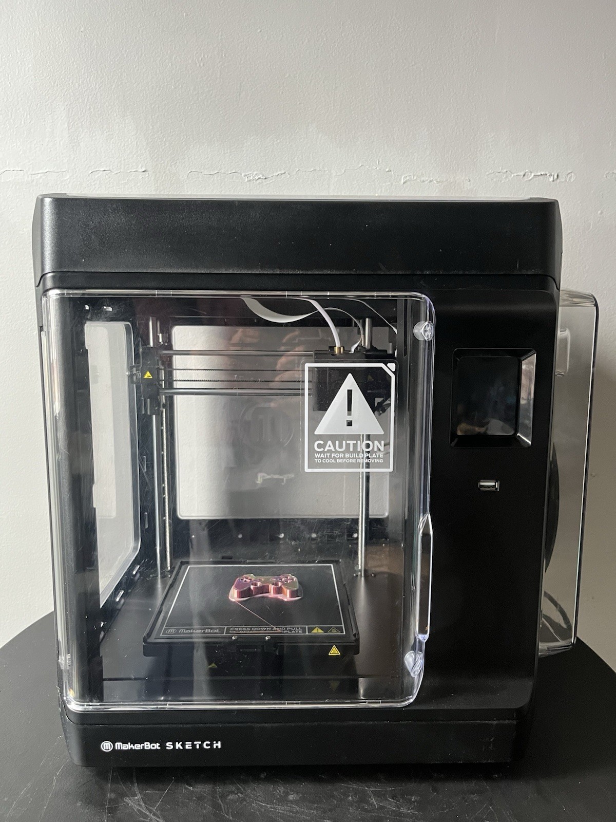 MakerBot Sketch 3D Printer WORKS EXCELLENT - Comes Preloaded with 28 Designs