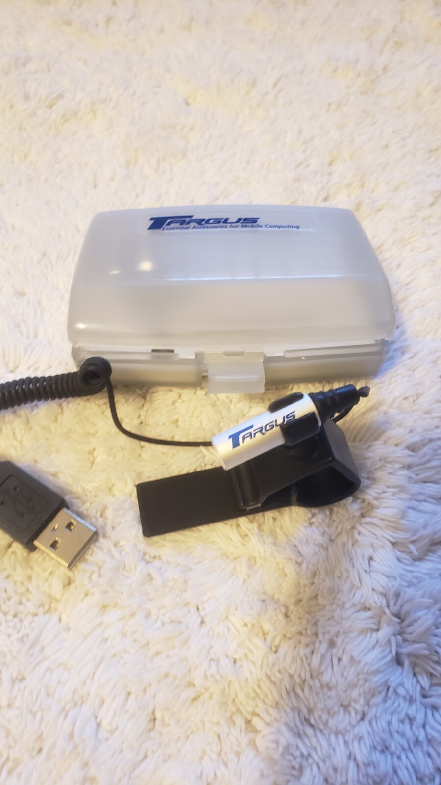 TARGUS NOTEBOOK USB LIGHT PINS ONTO LAPTOP FOR MOBILE COMPUTING 