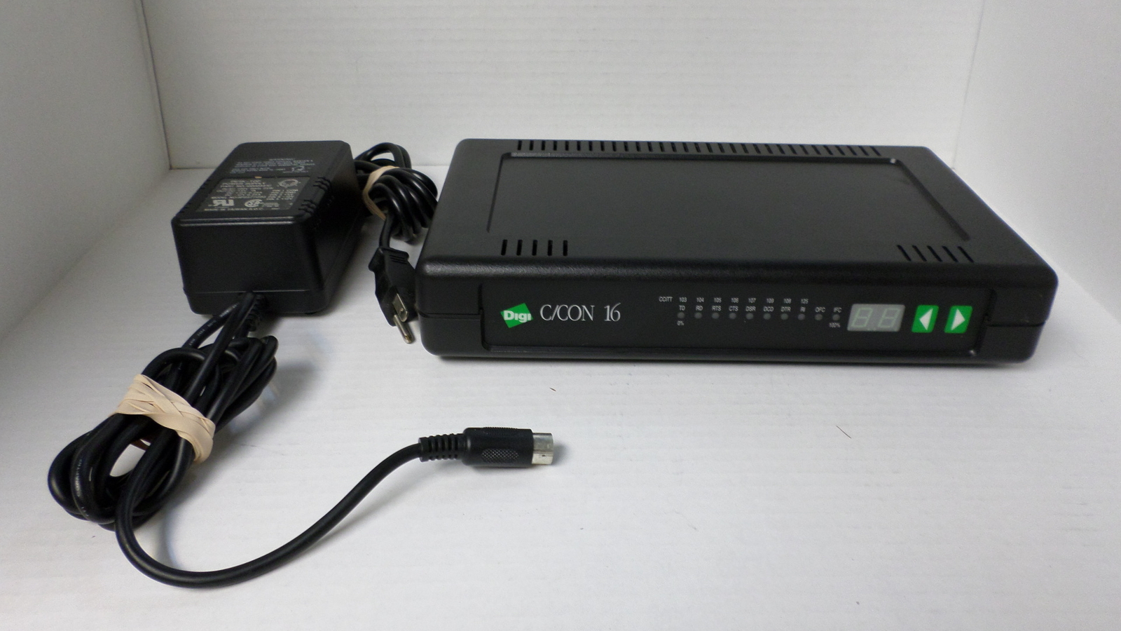 Digi 50000584-05 C/Con 16 RJ45 w/power supply (8 Available) & Warranty